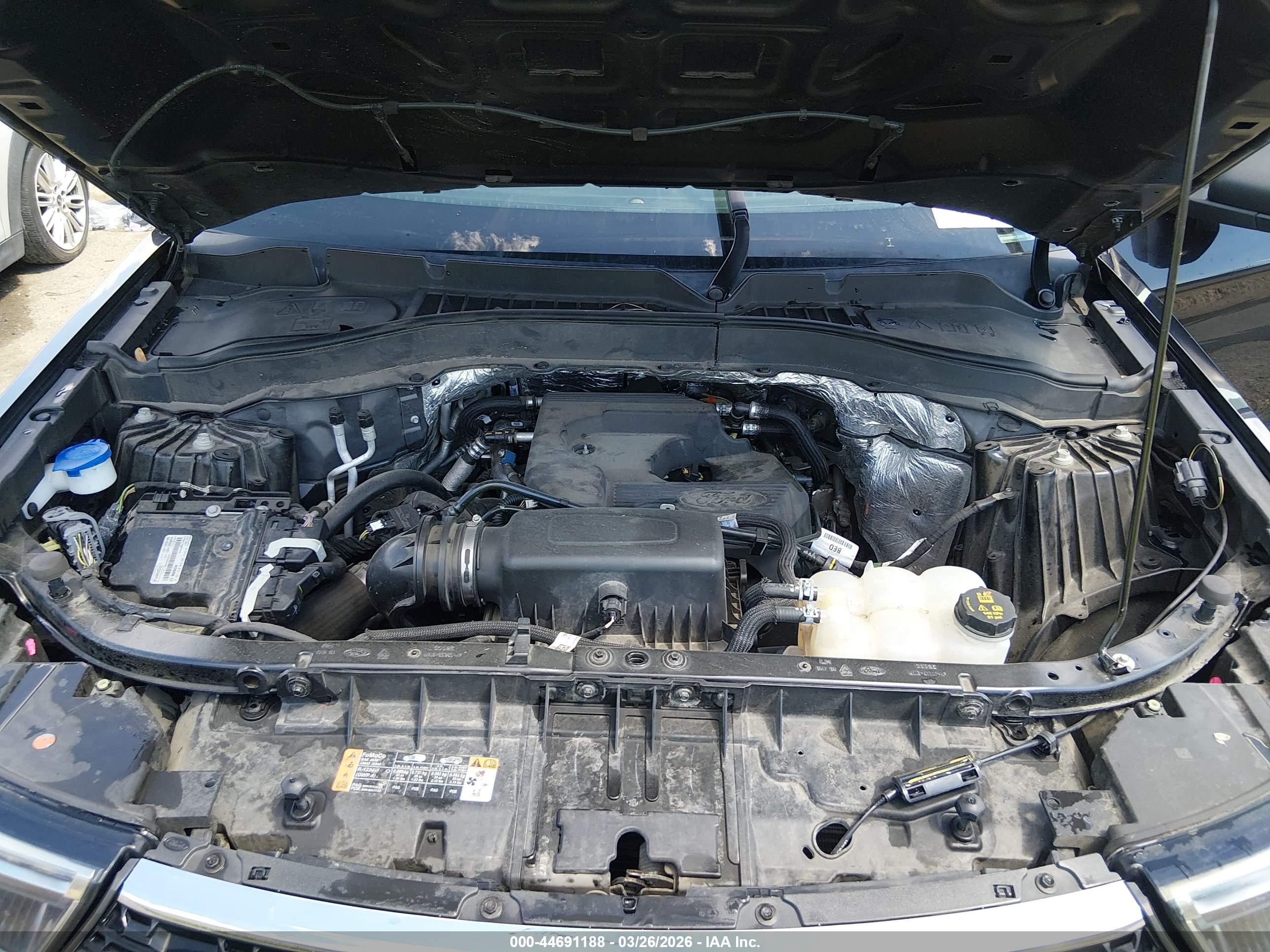 FORD EXPLORER image 10