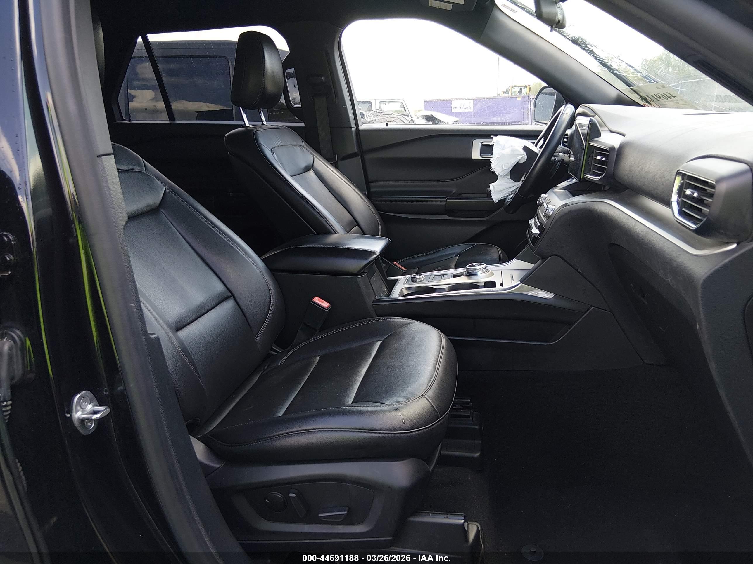 FORD EXPLORER image 5