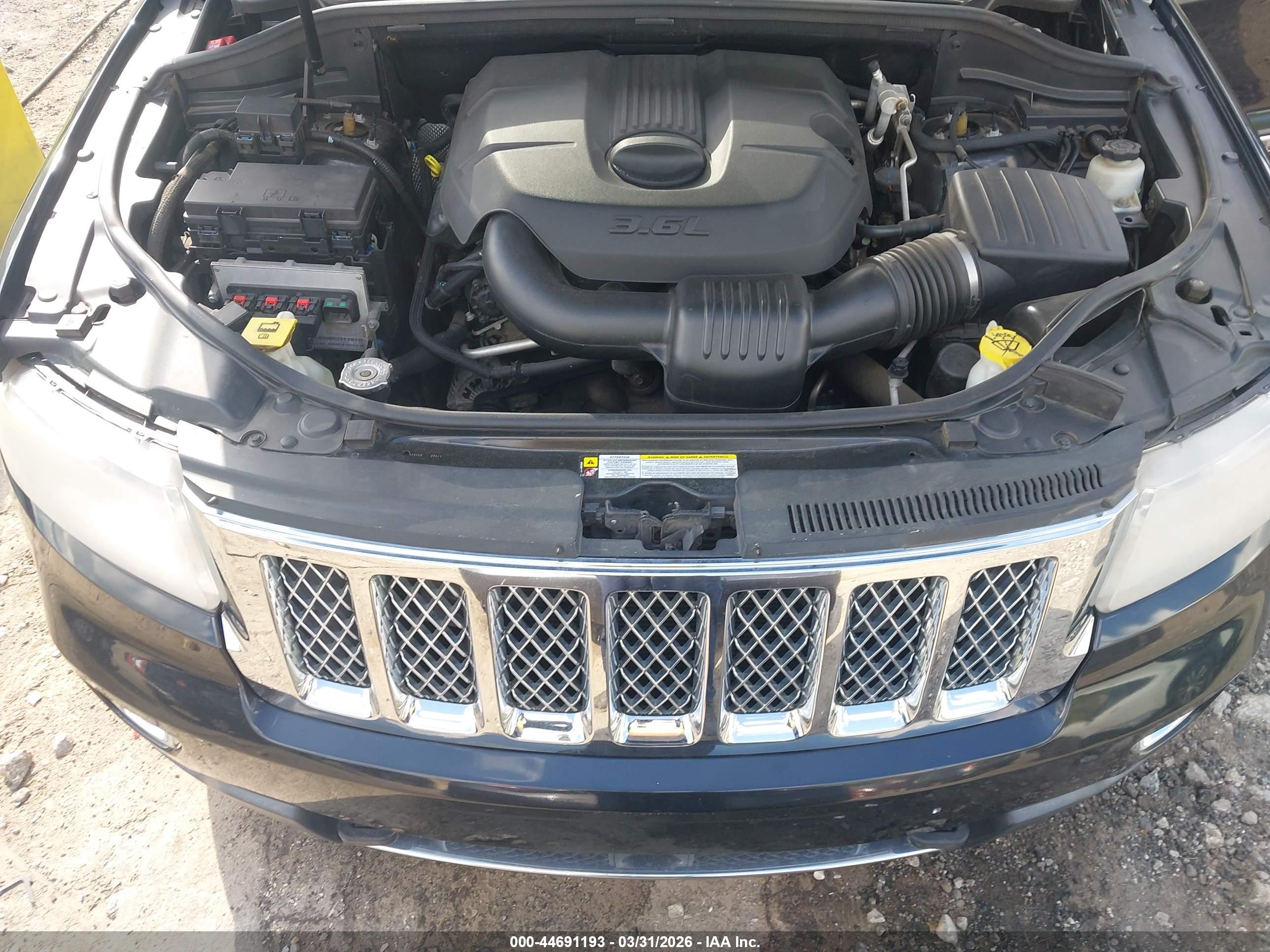 JEEP GRAND image 10
