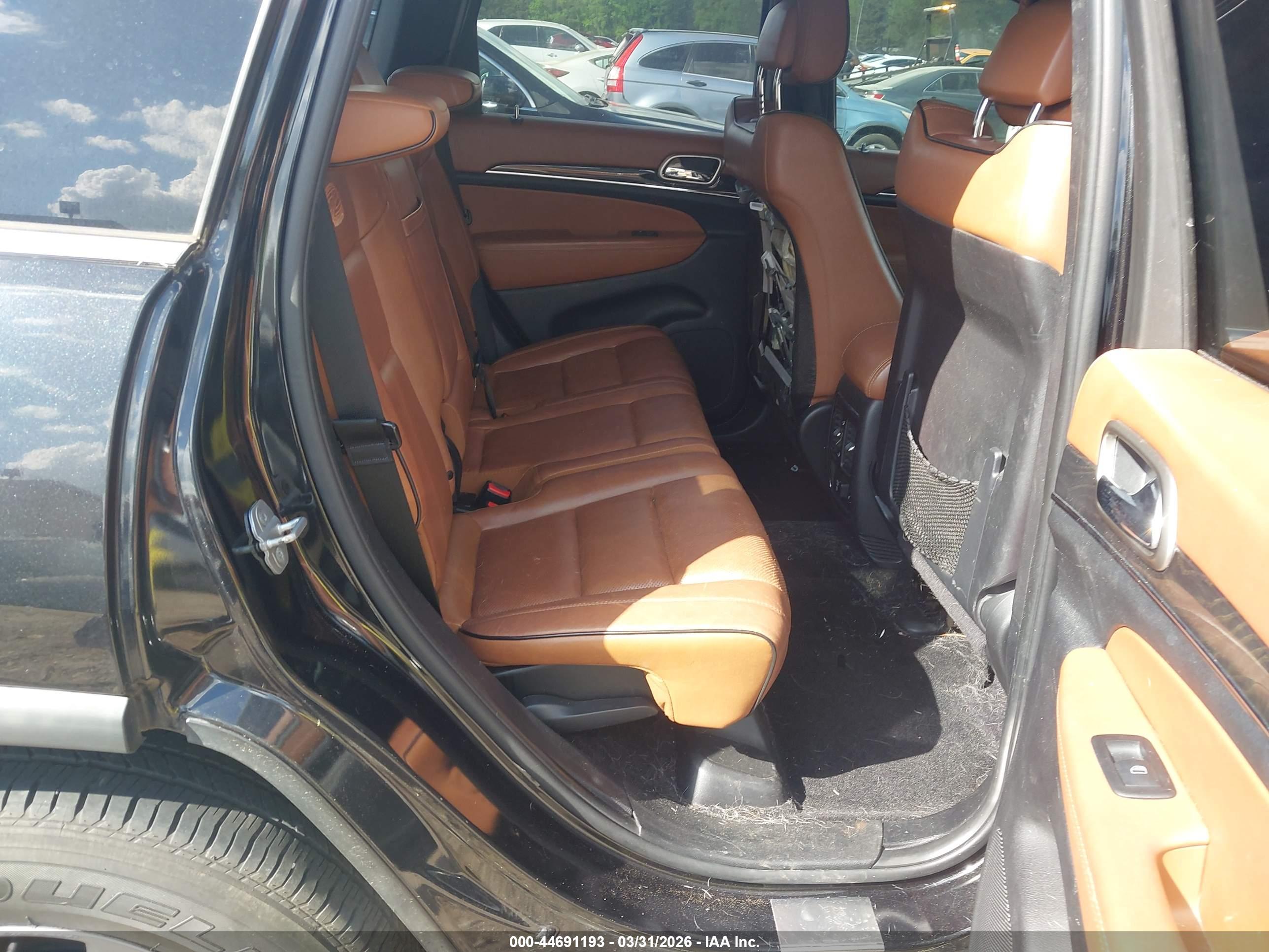 JEEP GRAND image 8