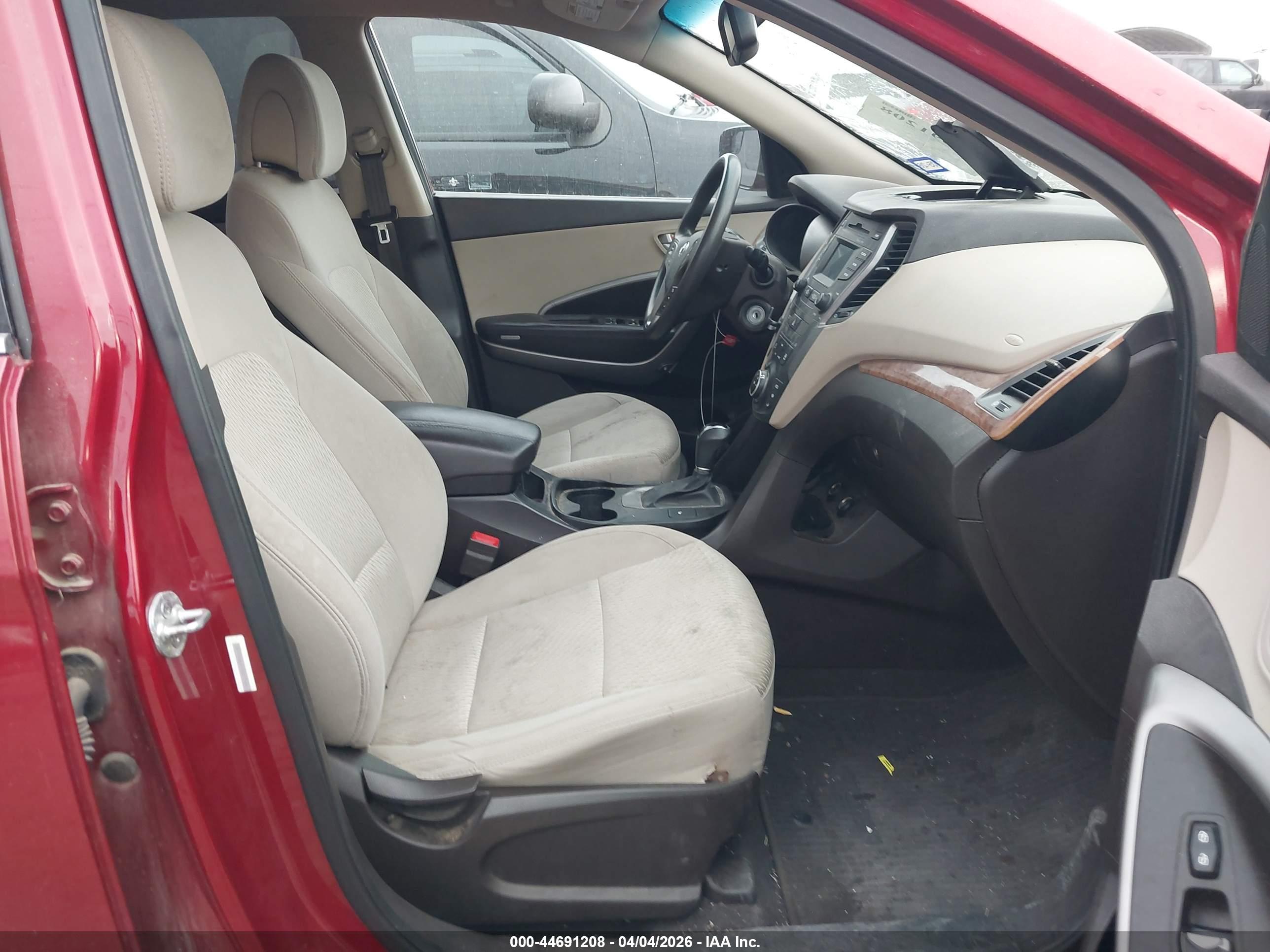 HYUNDAI SANTA image 5