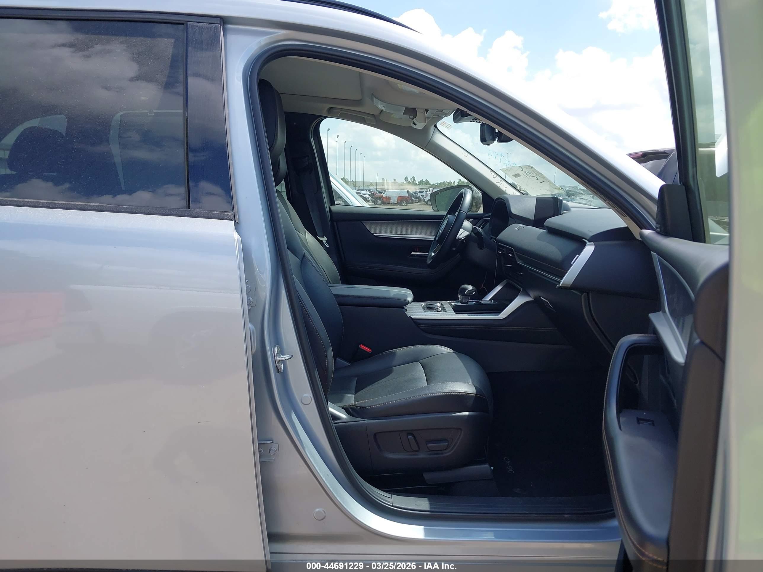 MAZDA CX-90 image 5