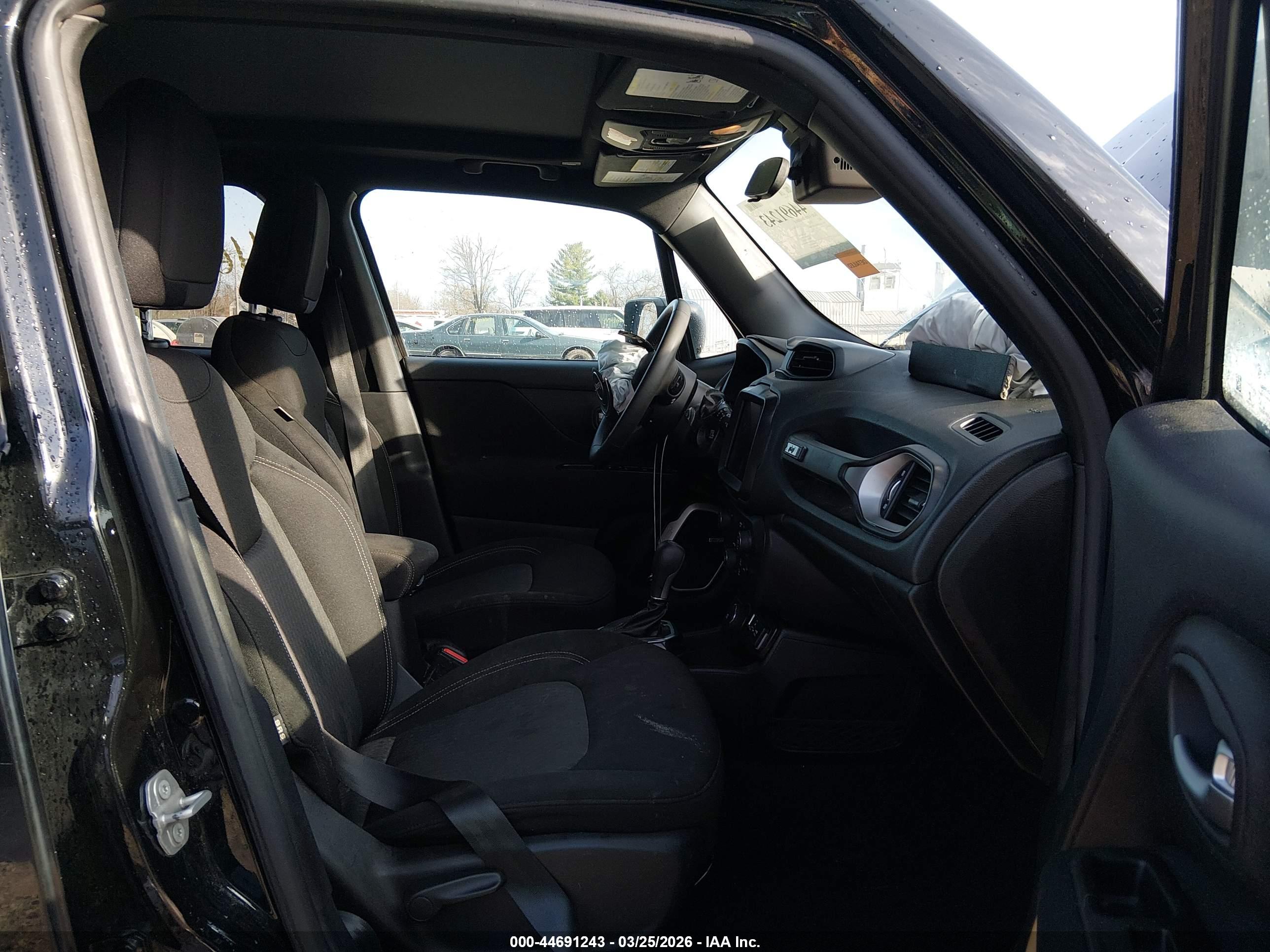JEEP RENEGADE image 5