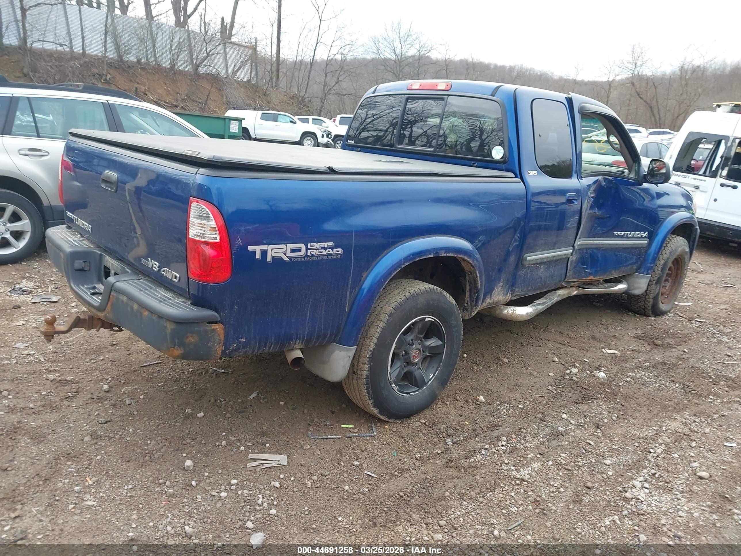 TOYOTA TUNDRA image 4