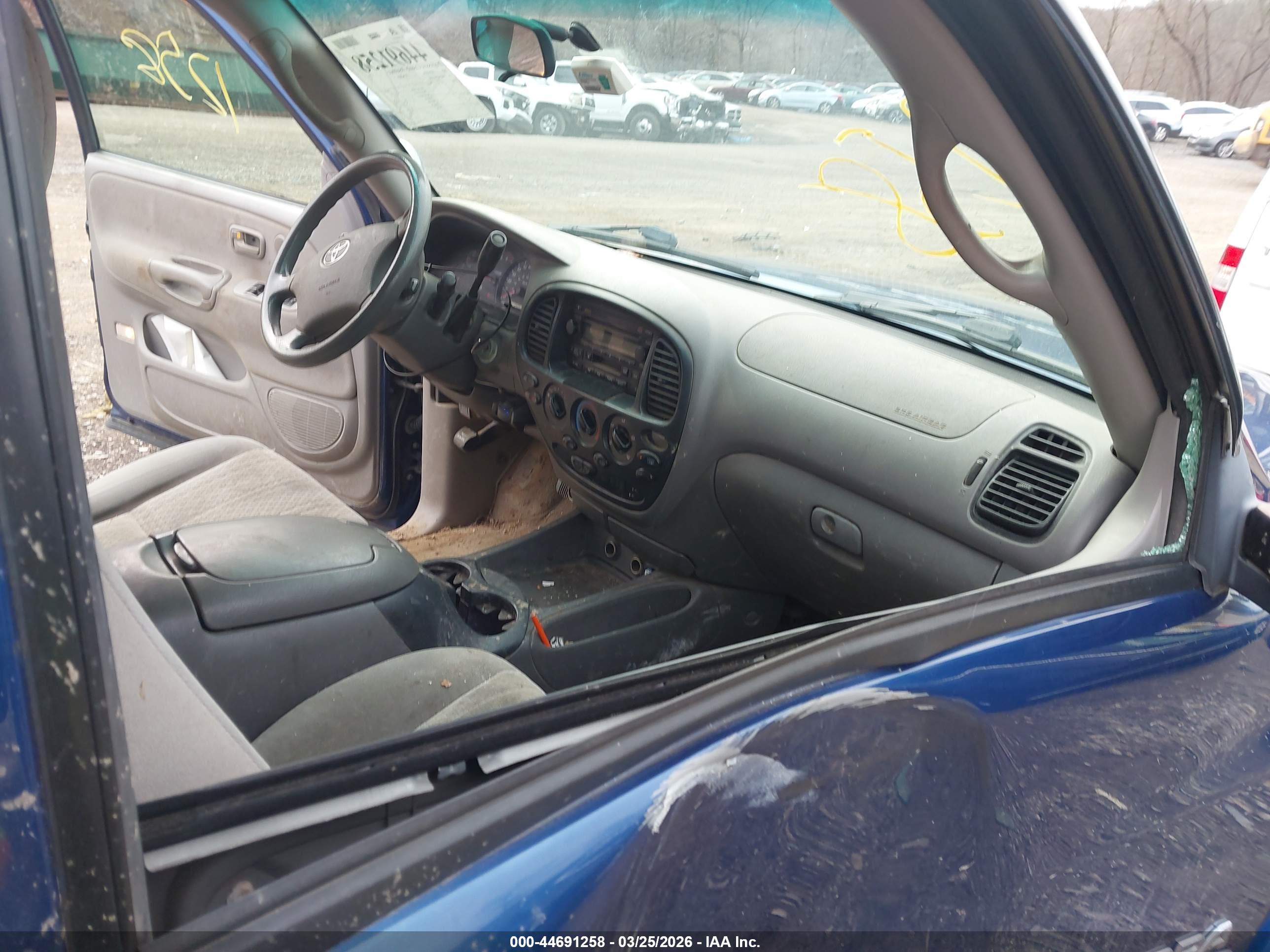 TOYOTA TUNDRA image 5