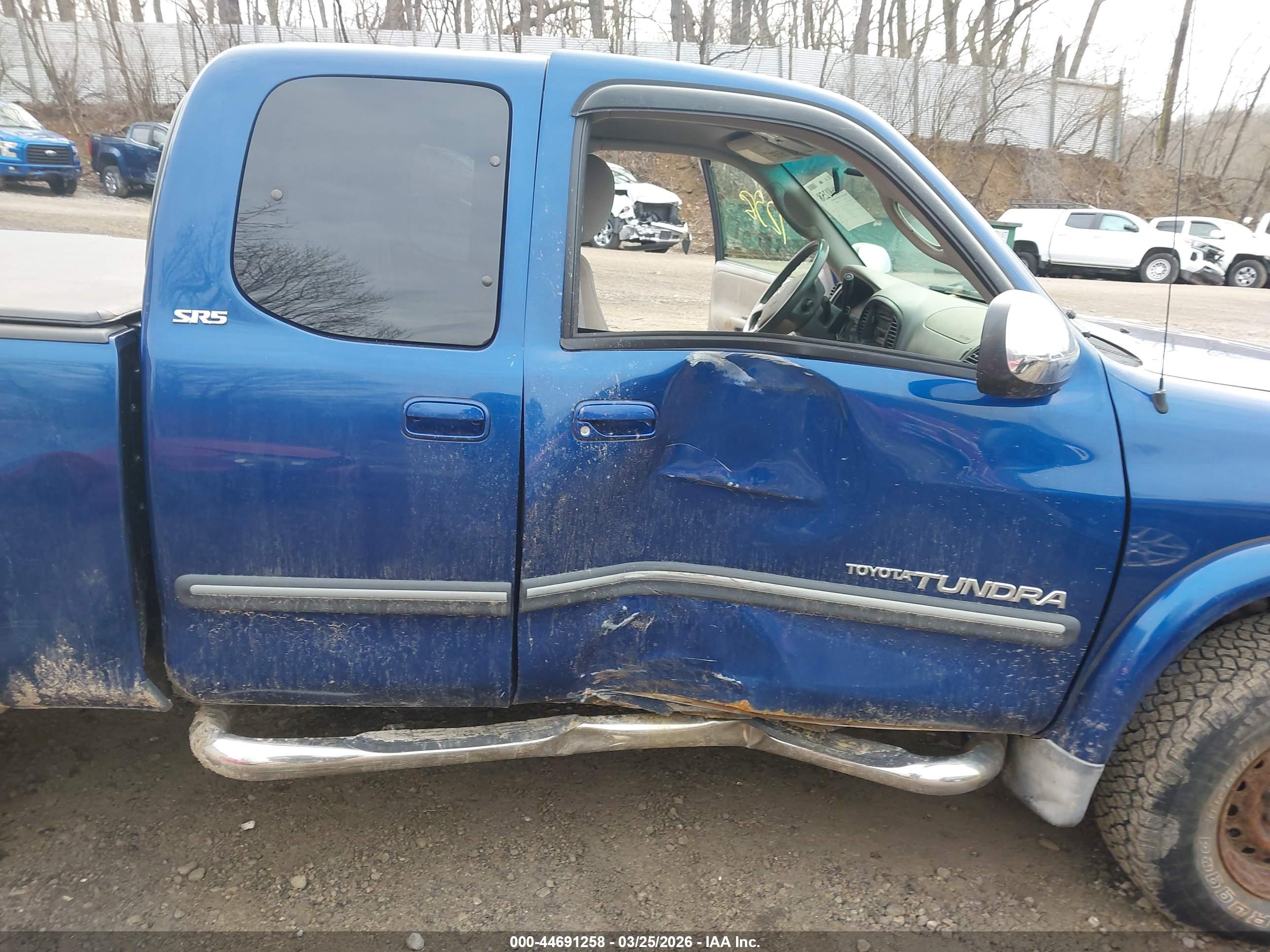 TOYOTA TUNDRA image 6