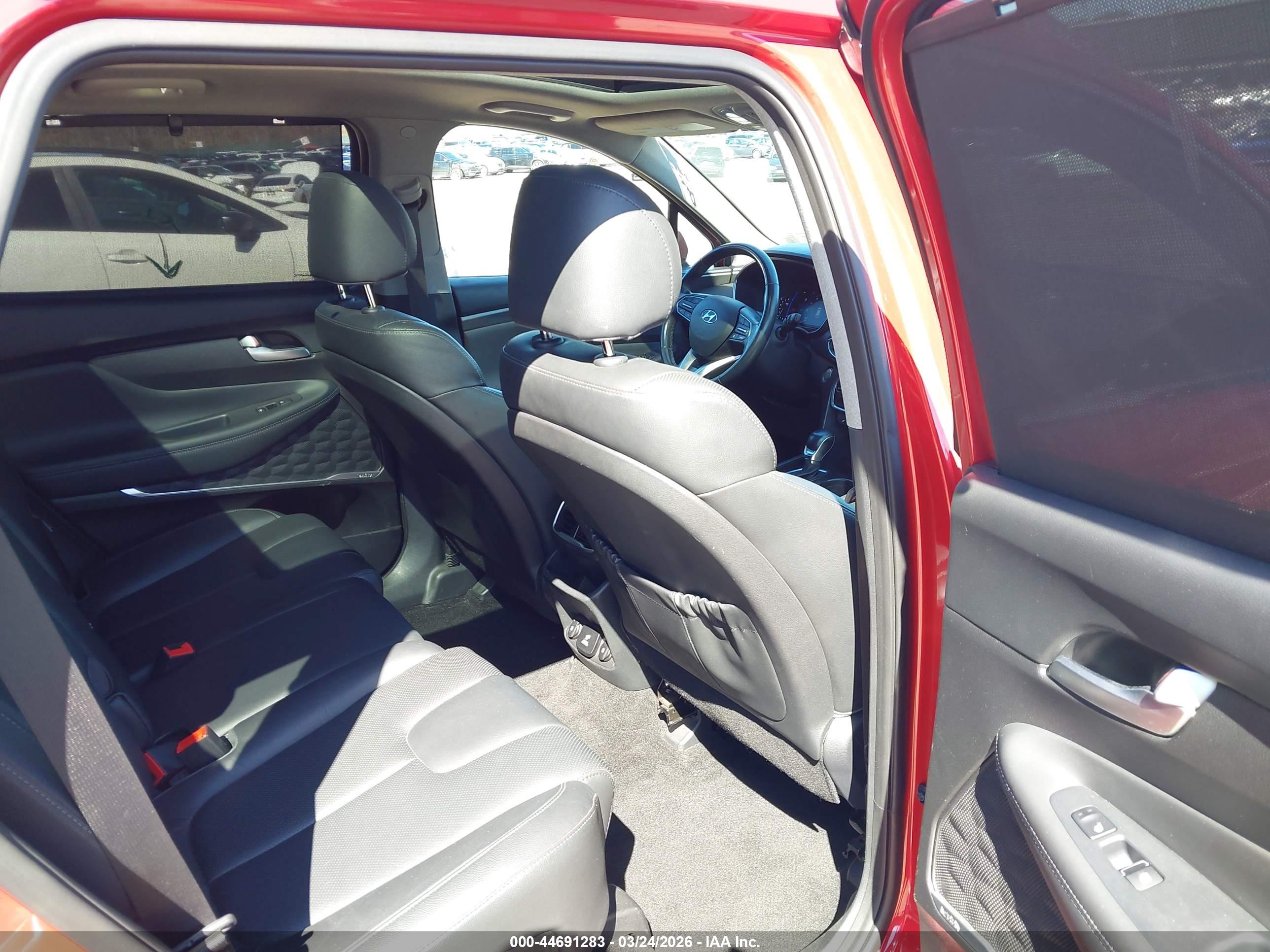 HYUNDAI SANTA image 8
