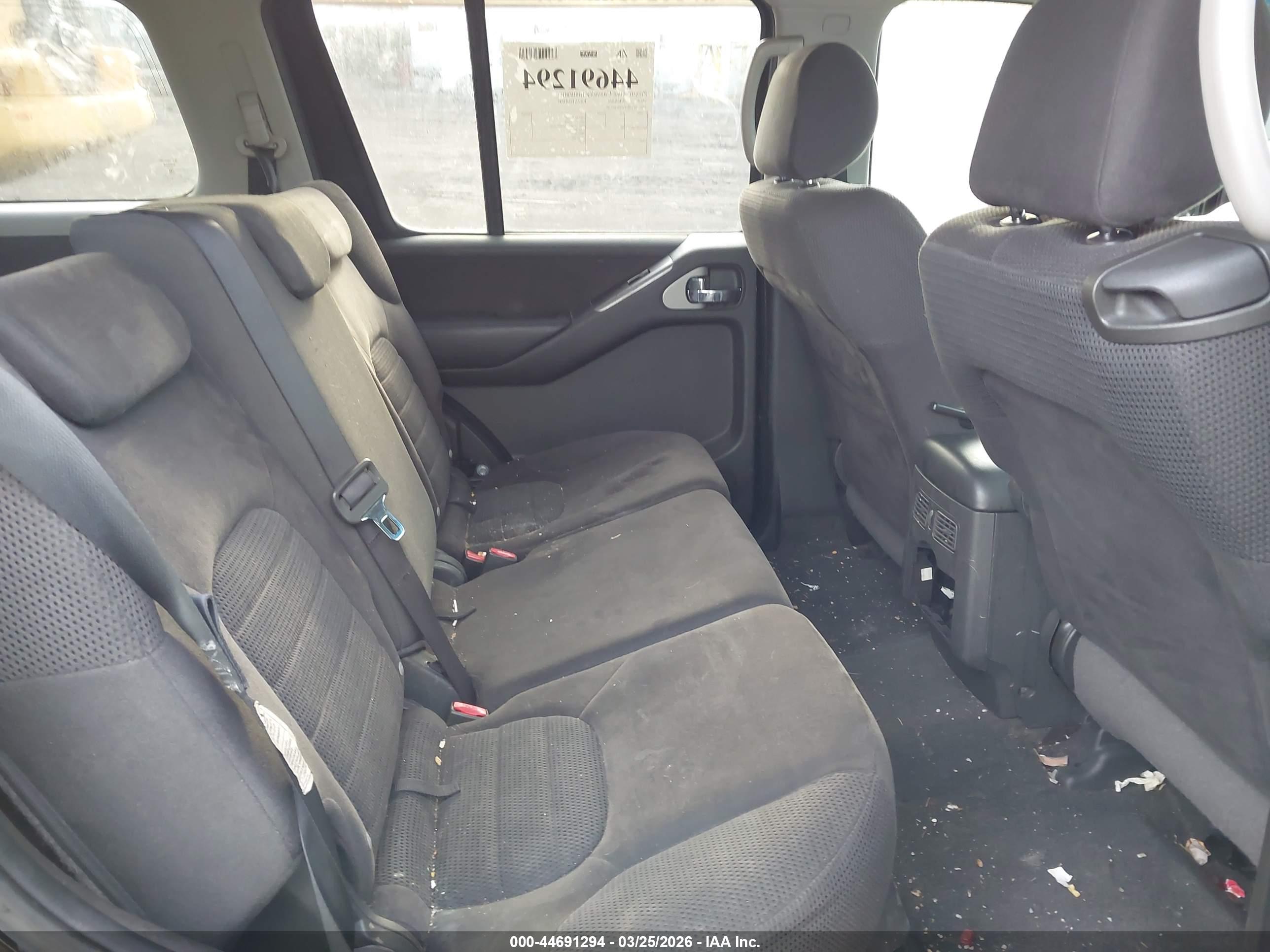 NISSAN PATHFINDER image 8
