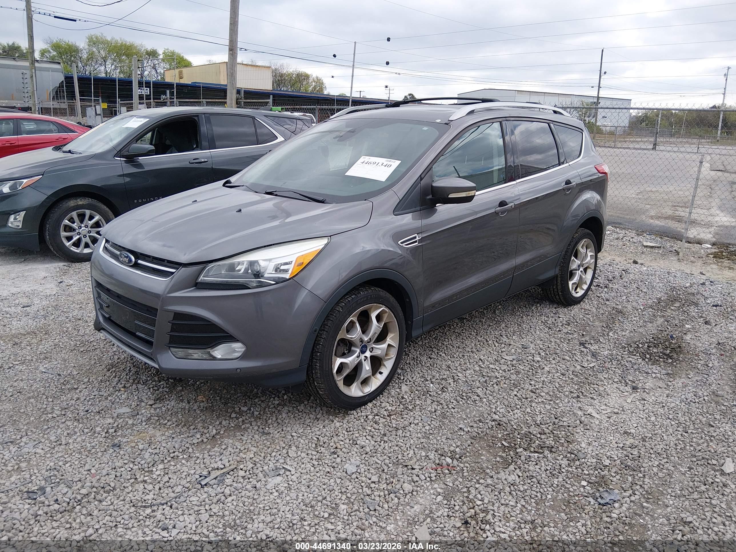 FORD ESCAPE image 2