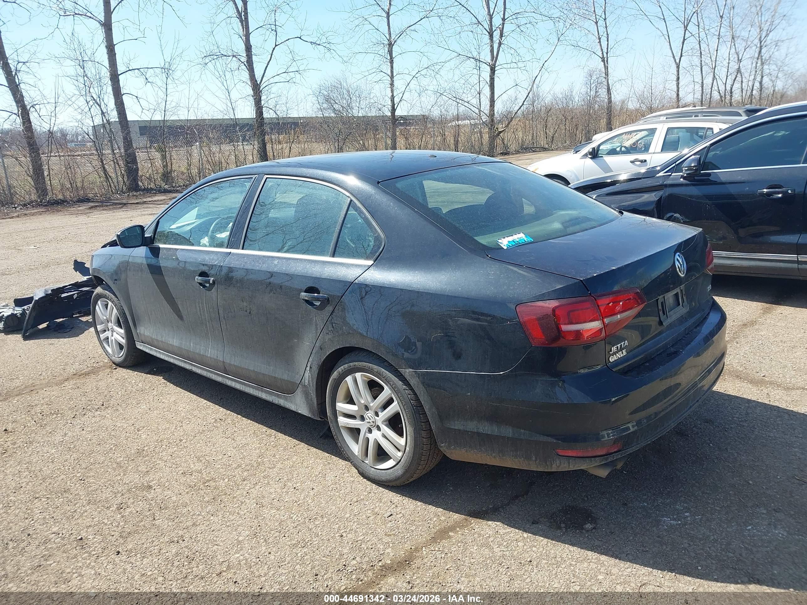 VOLKSWAGEN JETTA image 3