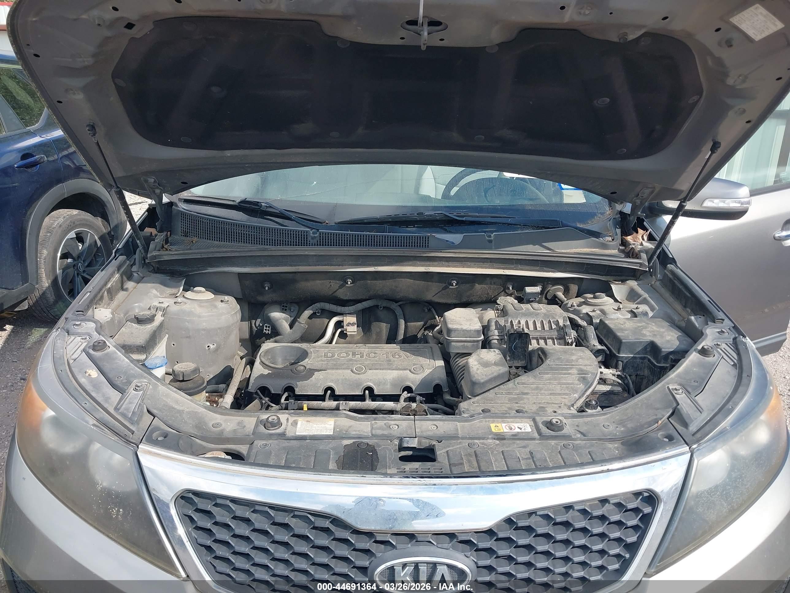 KIA SORENTO image 10