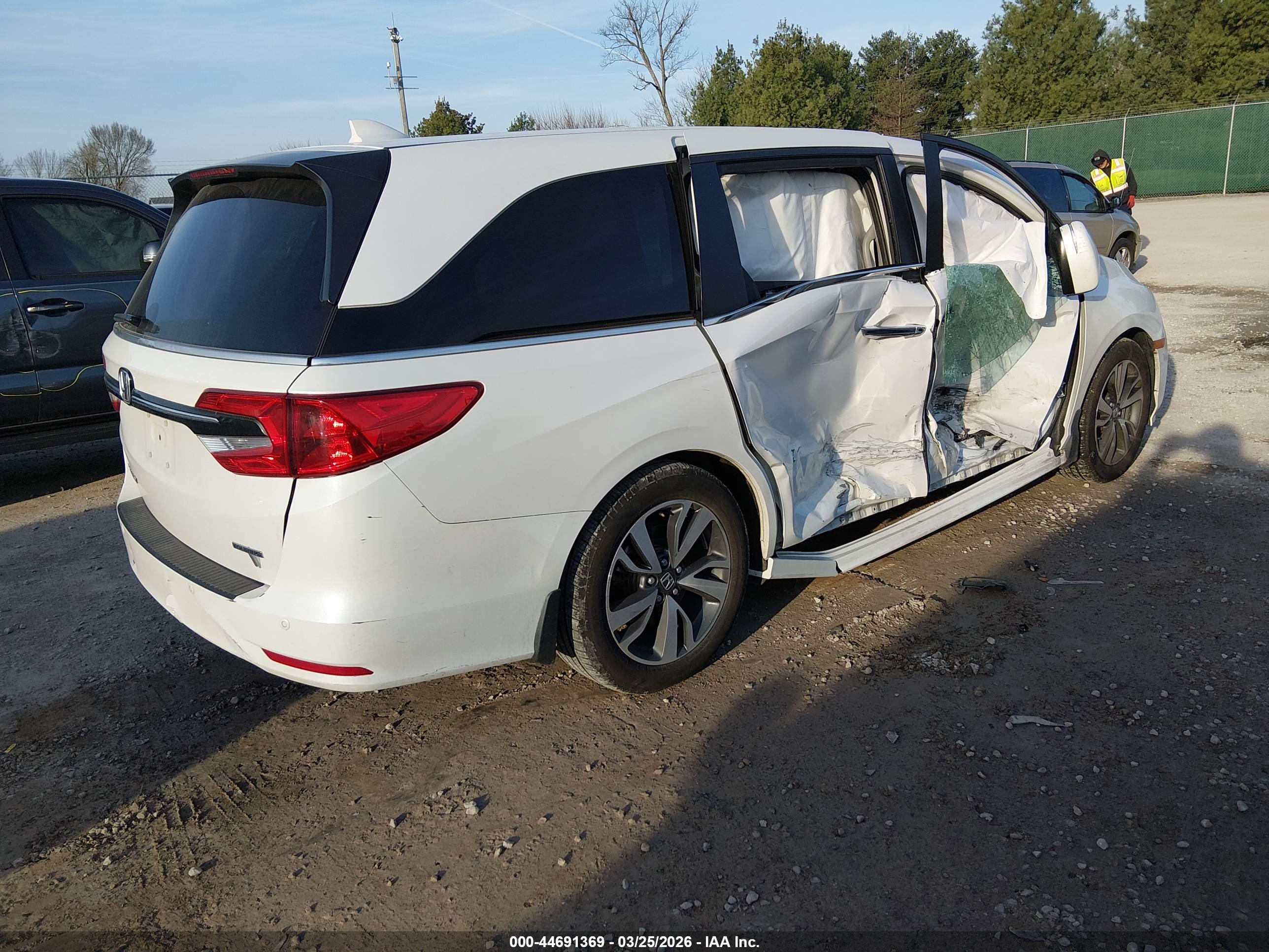 HONDA ODYSSEY image 4