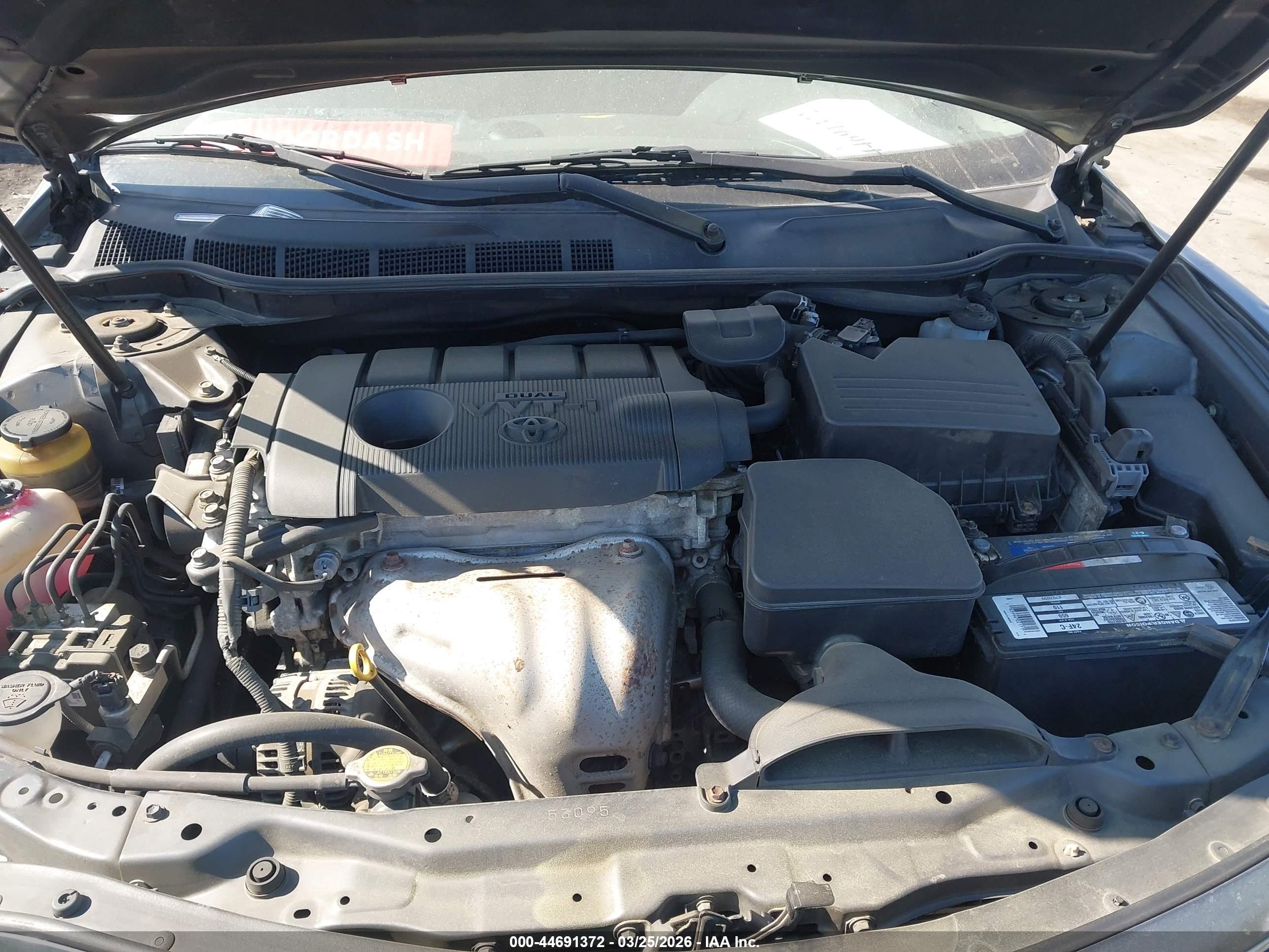 TOYOTA CAMRY image 10