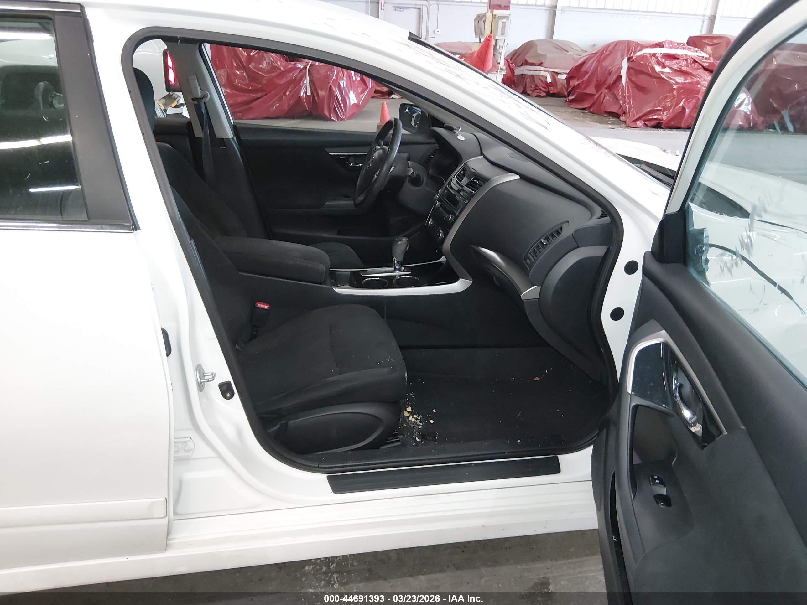 NISSAN ALTIMA image 5