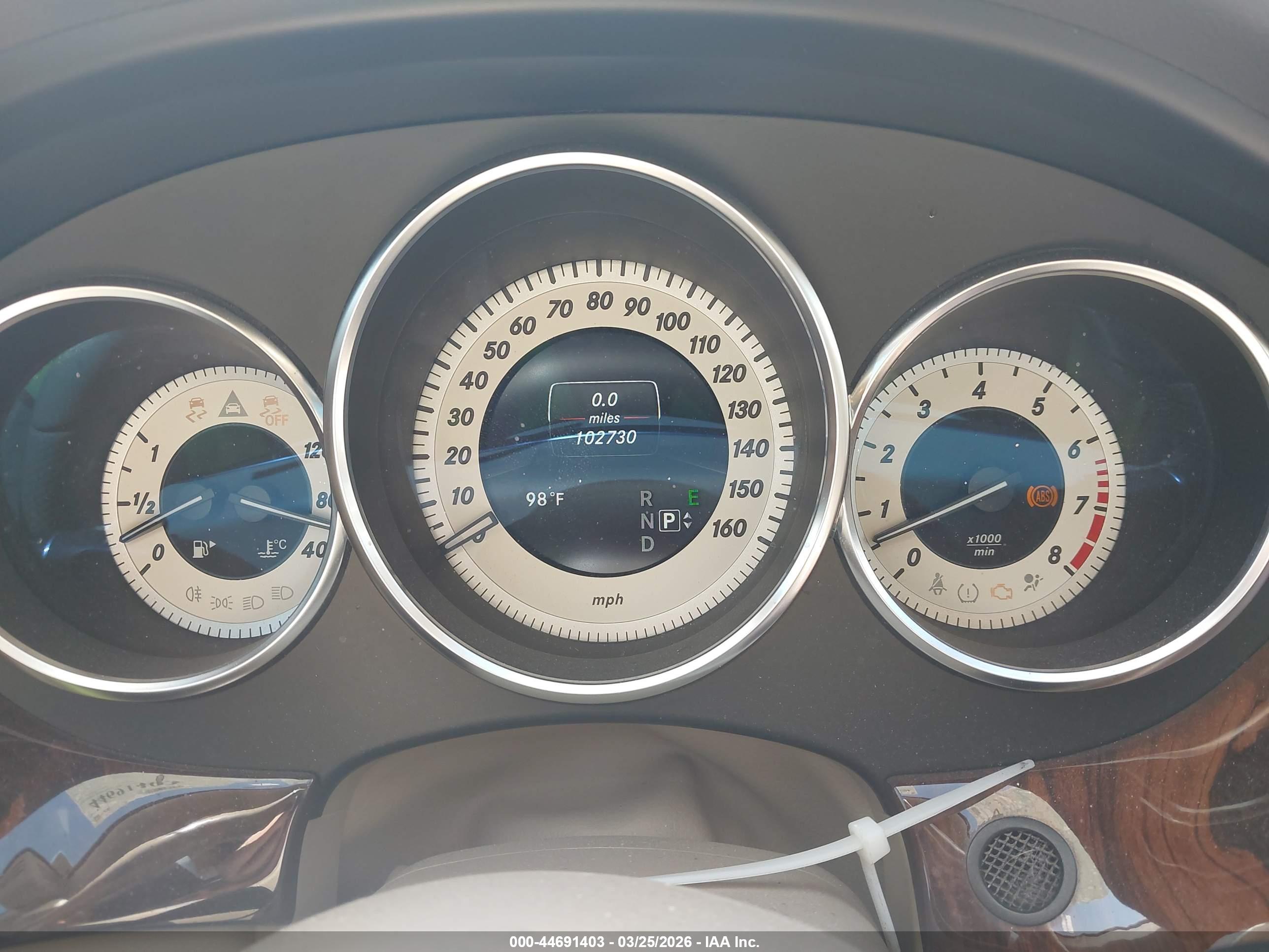 MERCEDES-BENZ CLS image 7