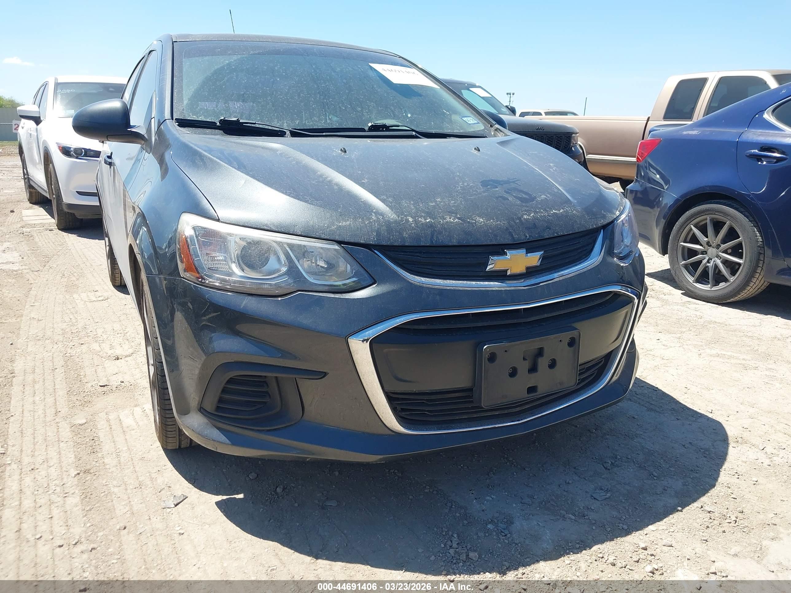 CHEVROLET SONIC image 6