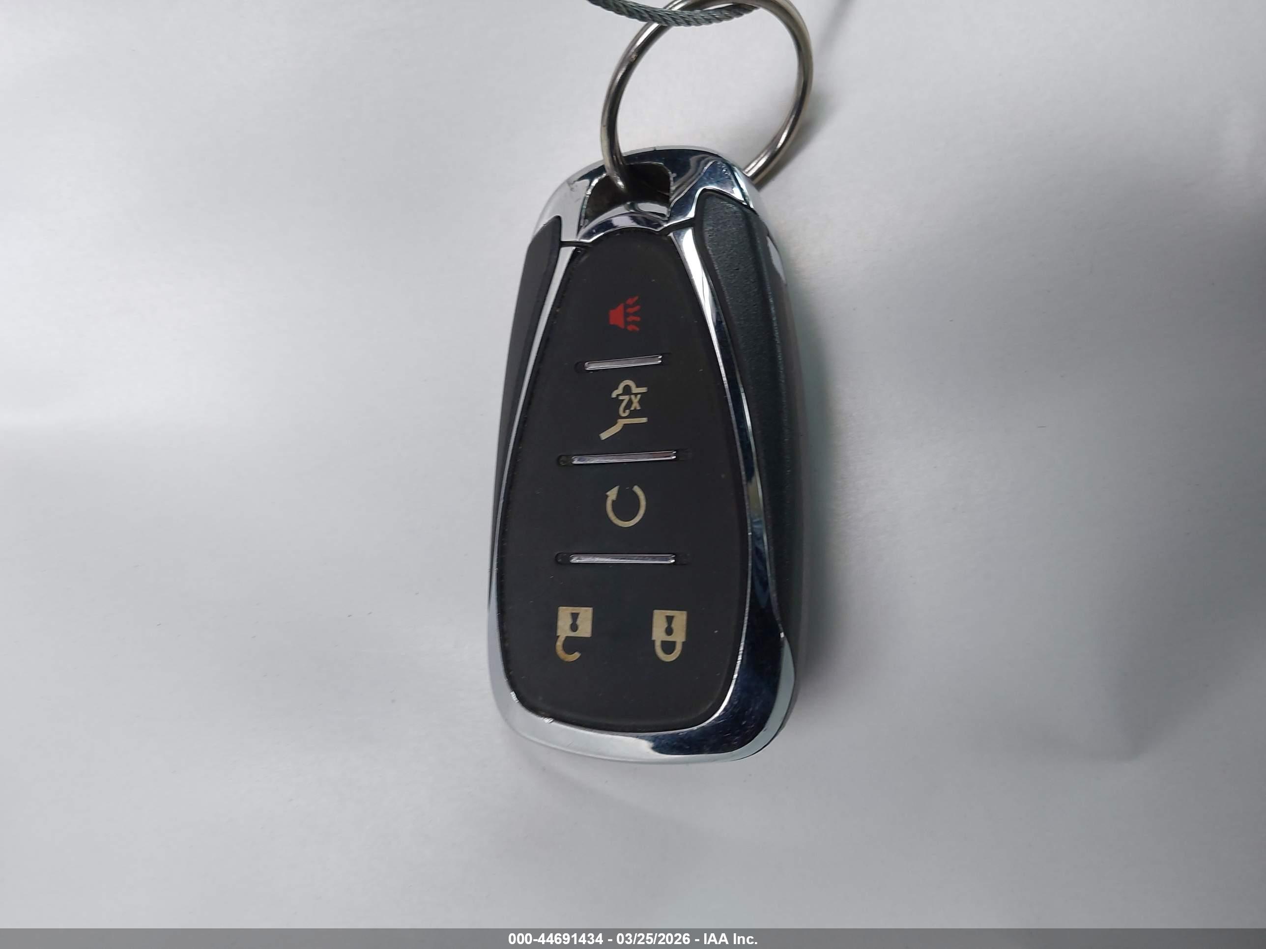 CHEVROLET TRAVERSE image 11