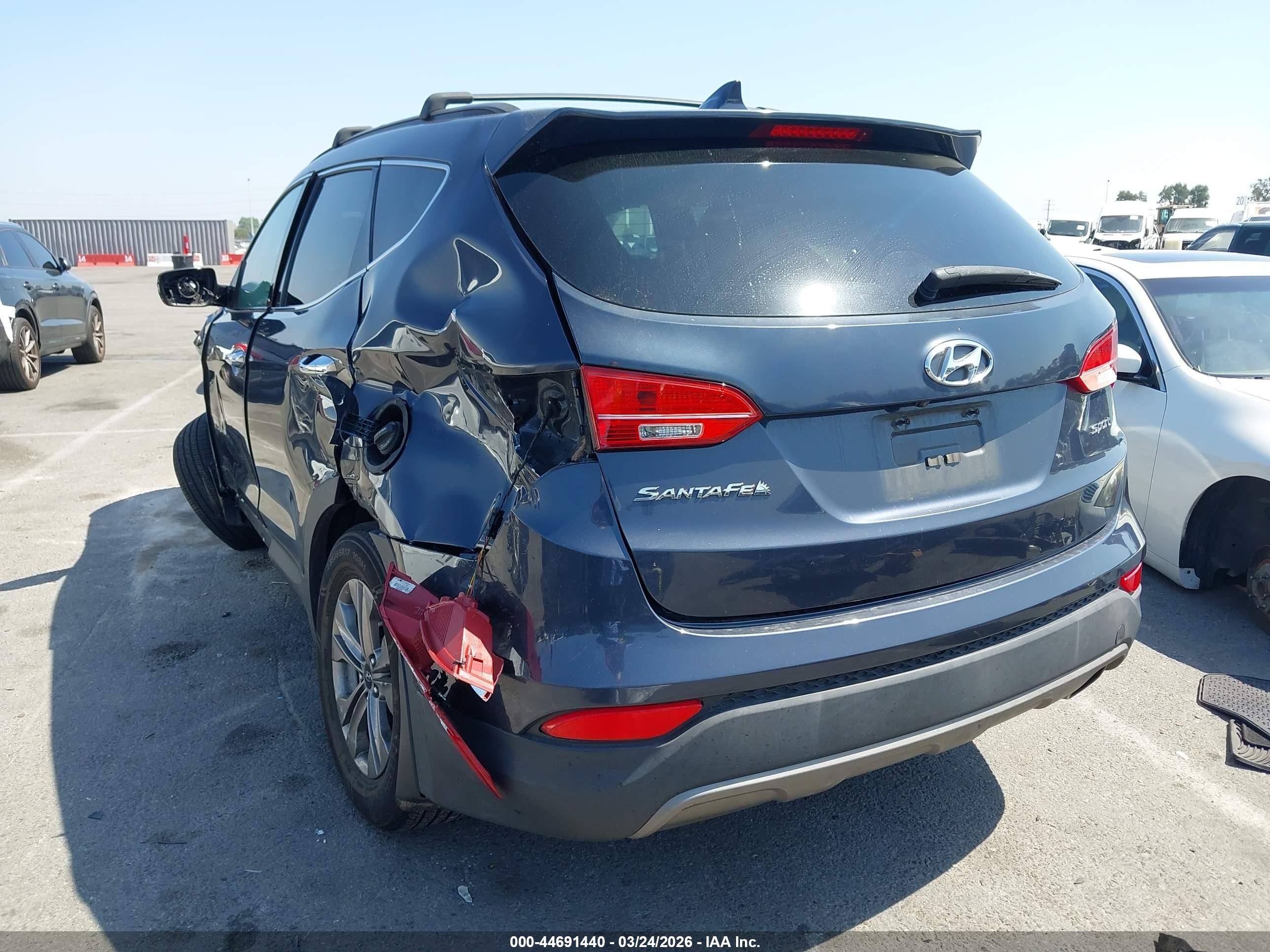 HYUNDAI SANTA image 3