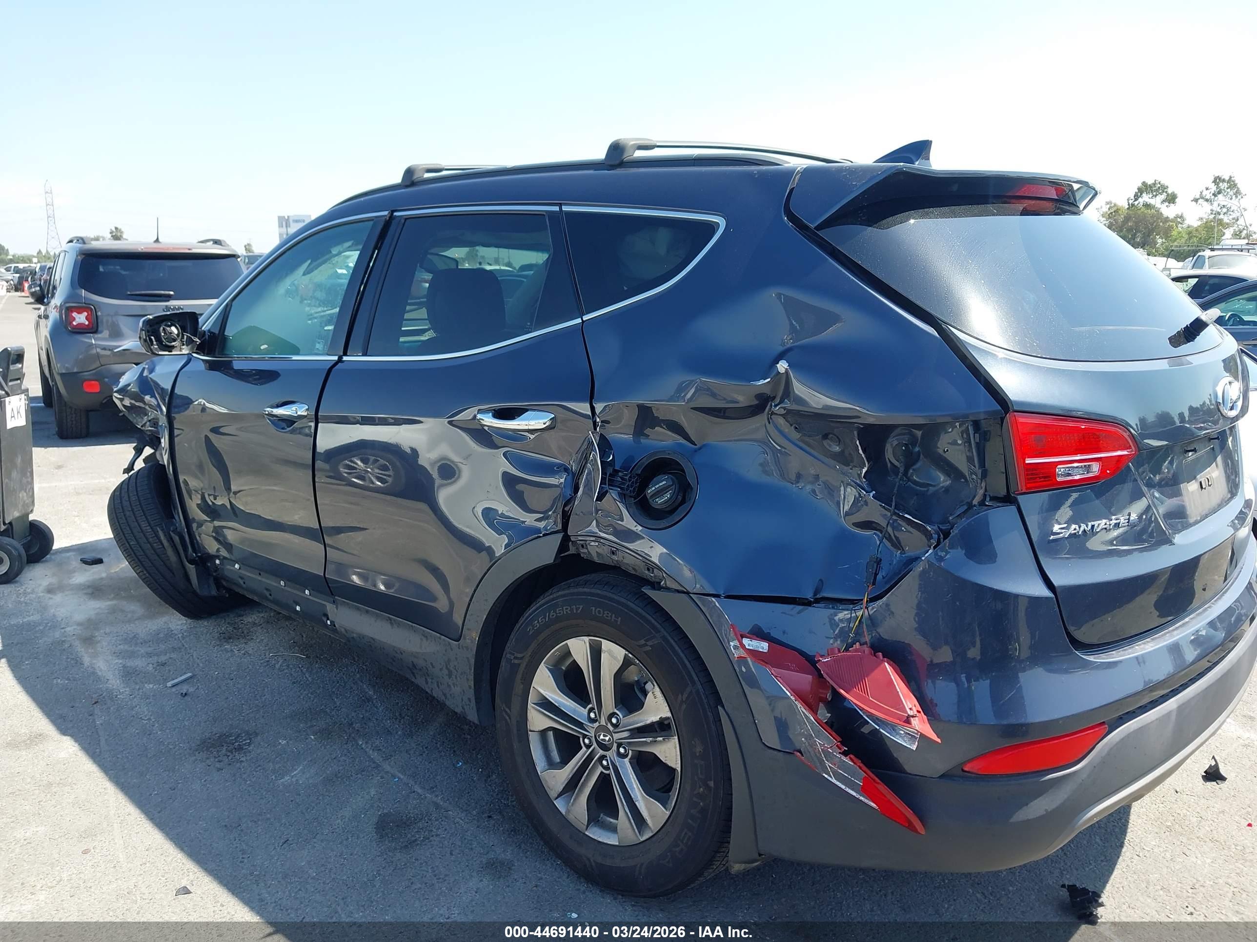 HYUNDAI SANTA image 6