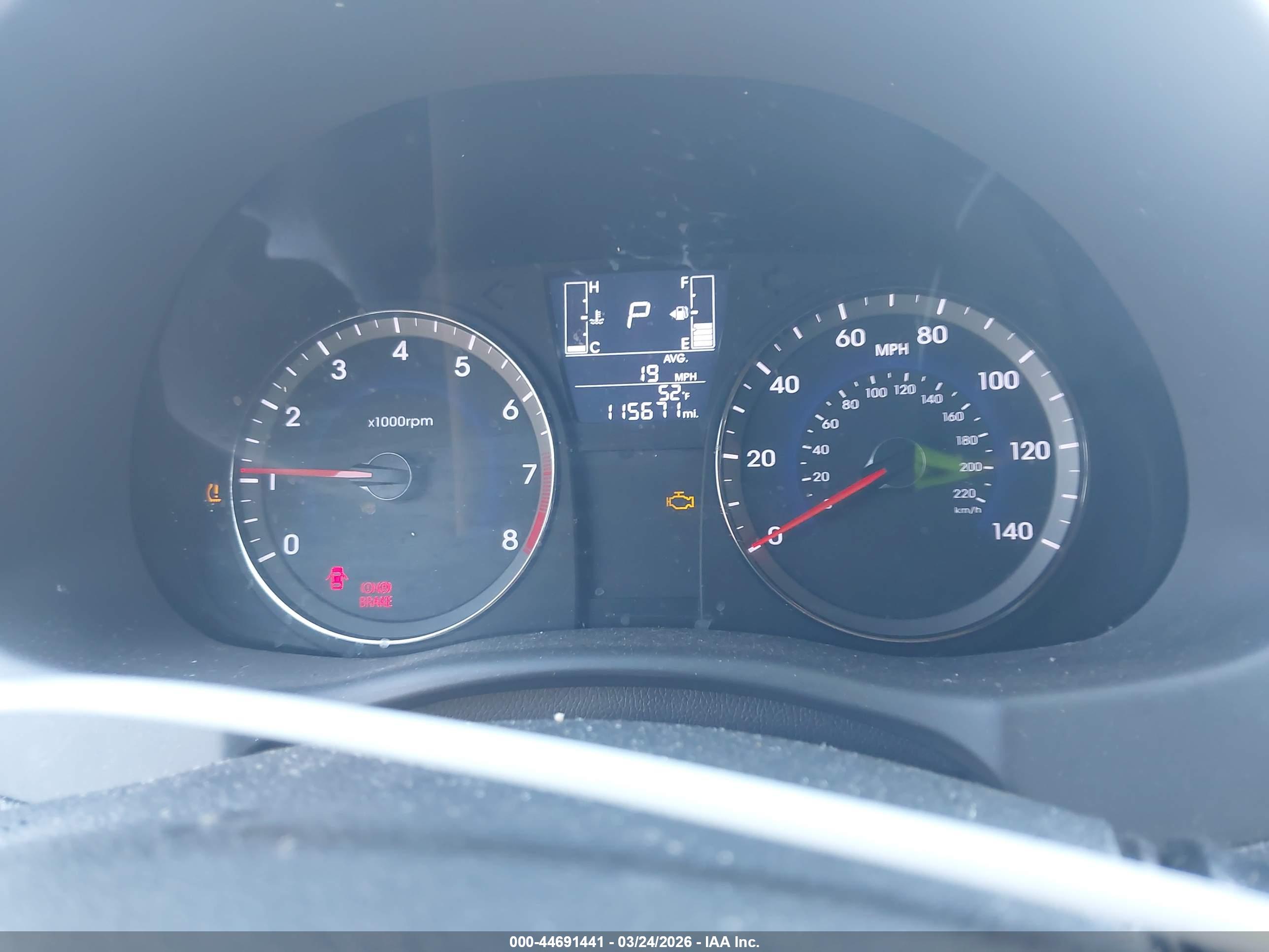 HYUNDAI ACCENT image 7