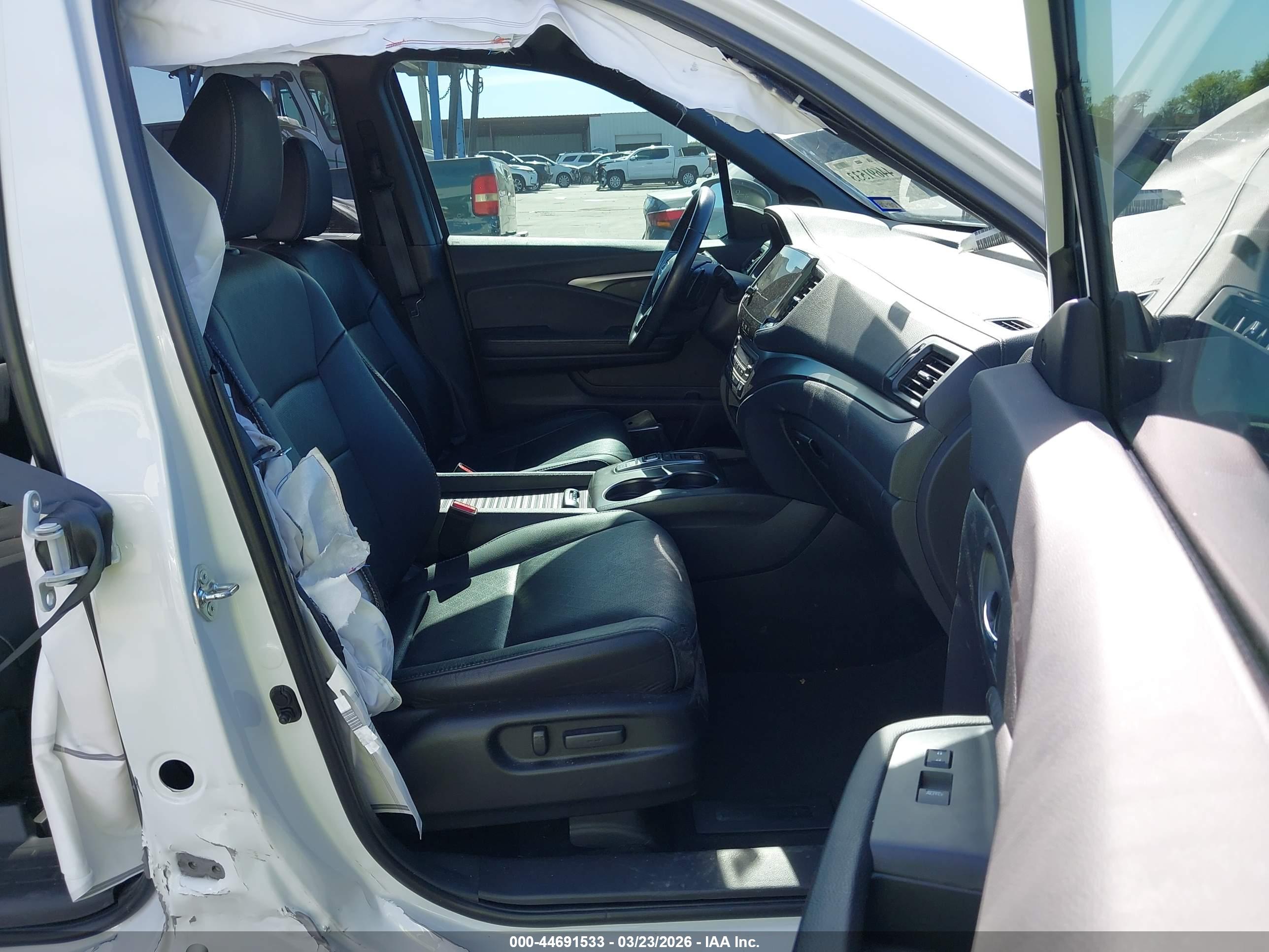 HONDA PASSPORT image 5