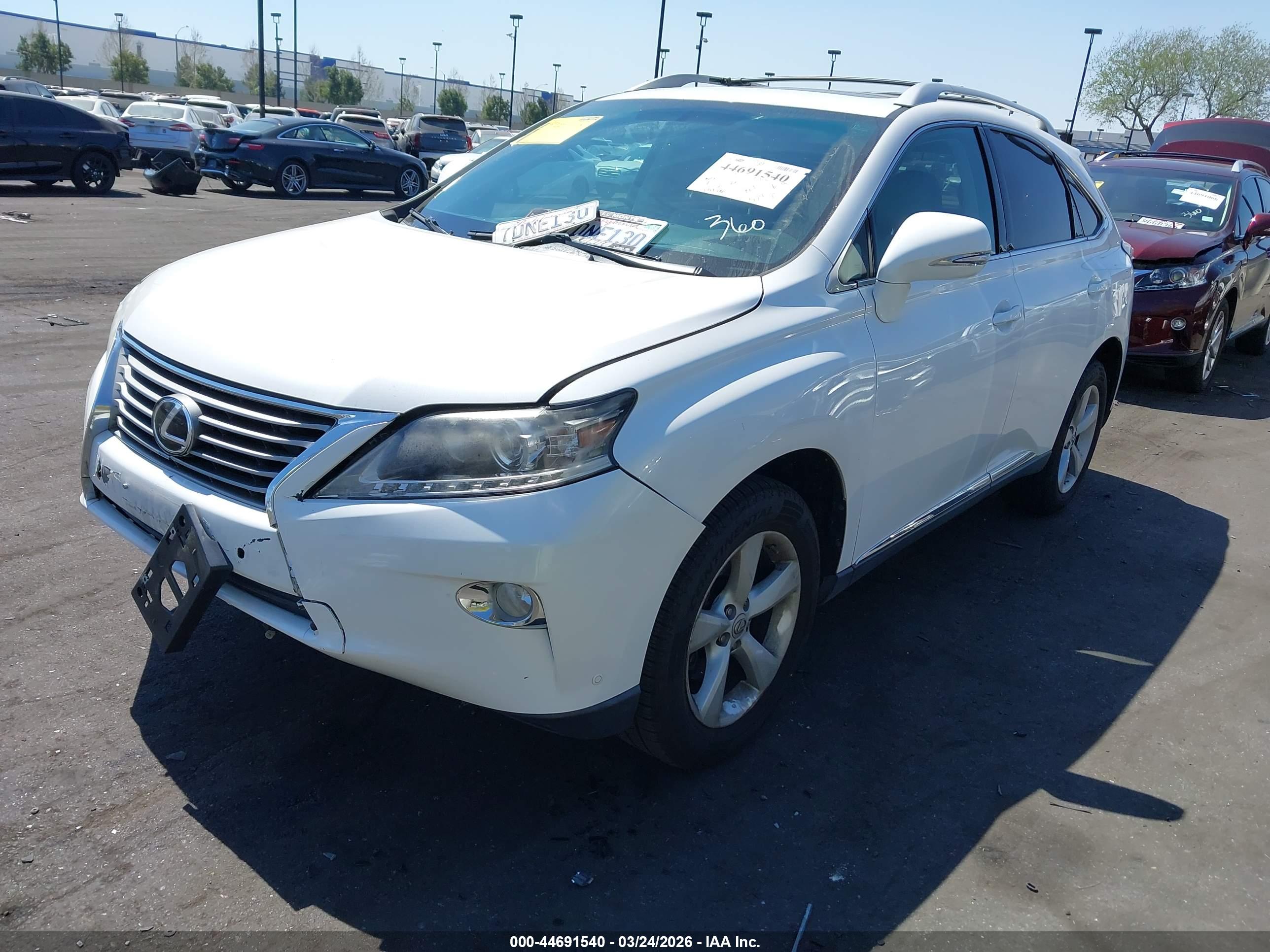 LEXUS RX image 2