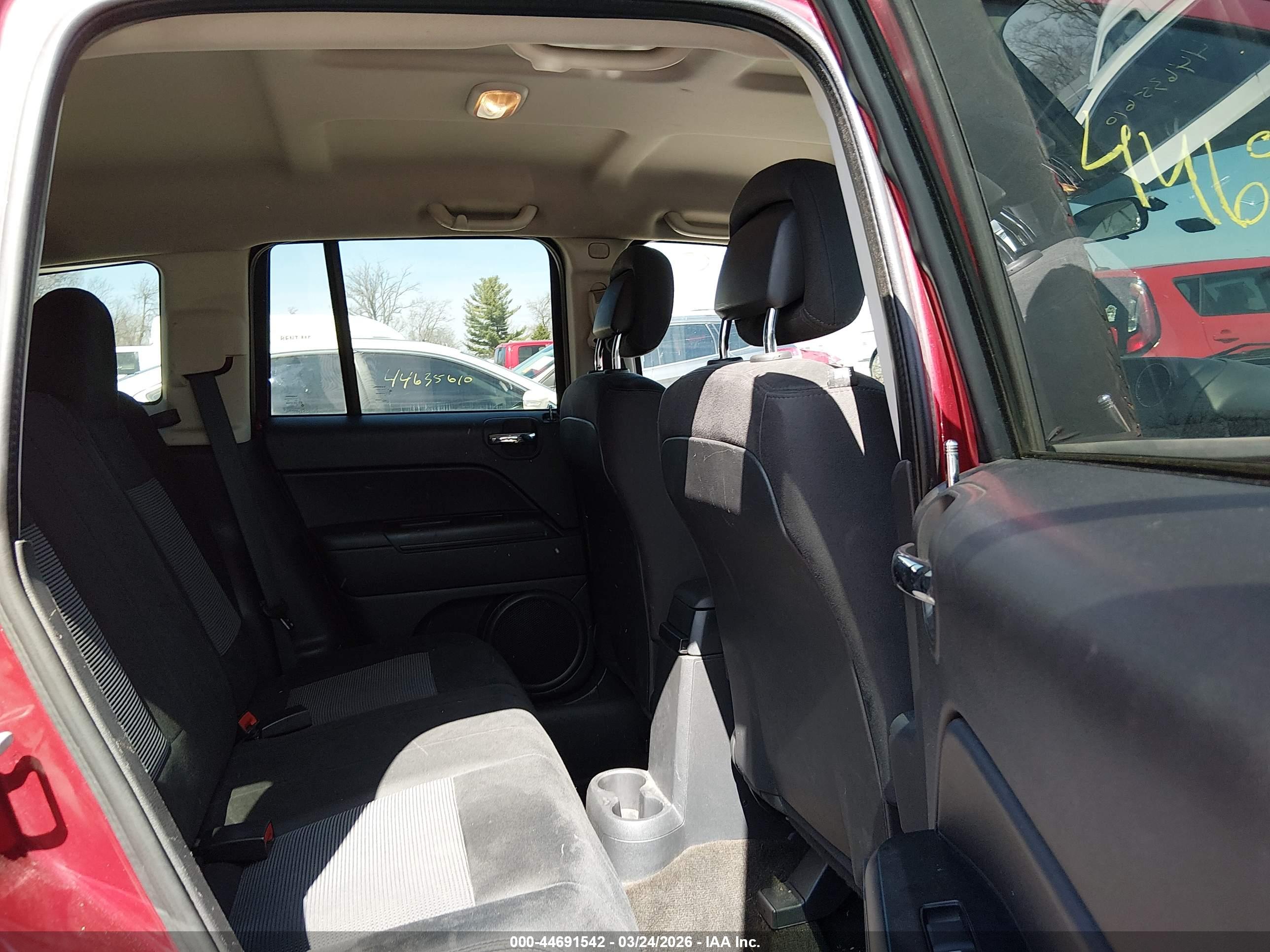 JEEP COMPASS image 8