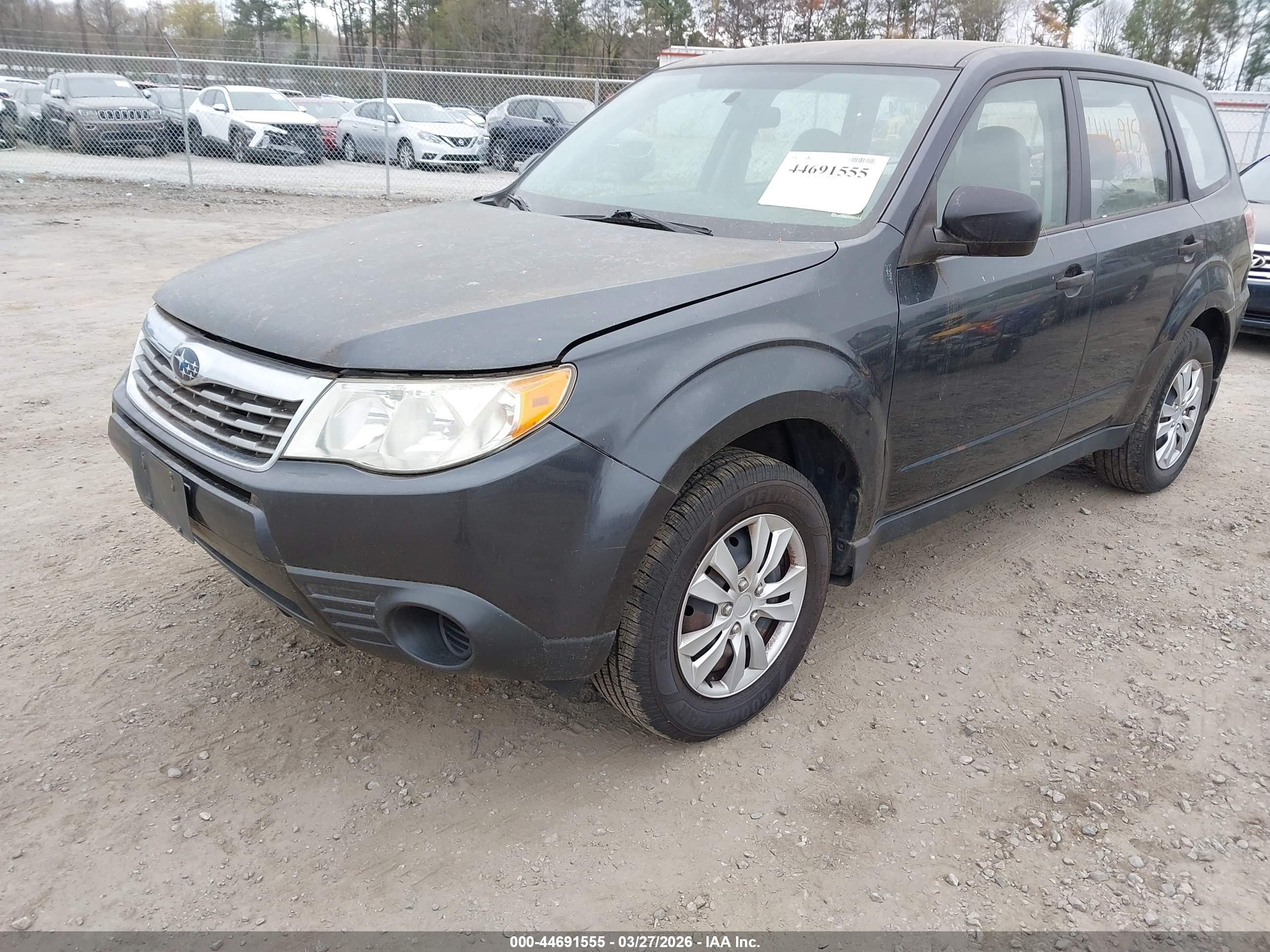 SUBARU FORESTER image 2