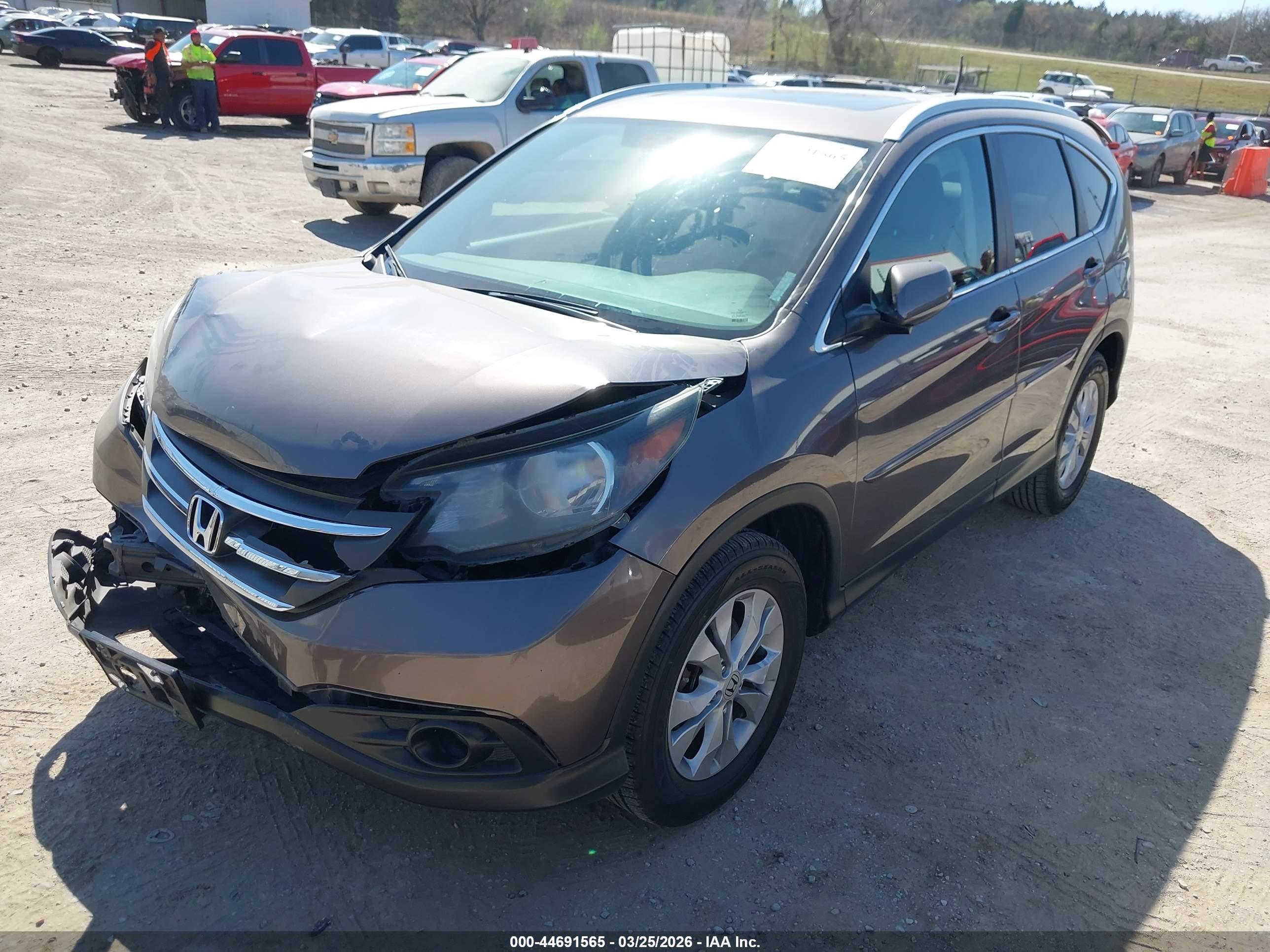 HONDA CR-V image 2