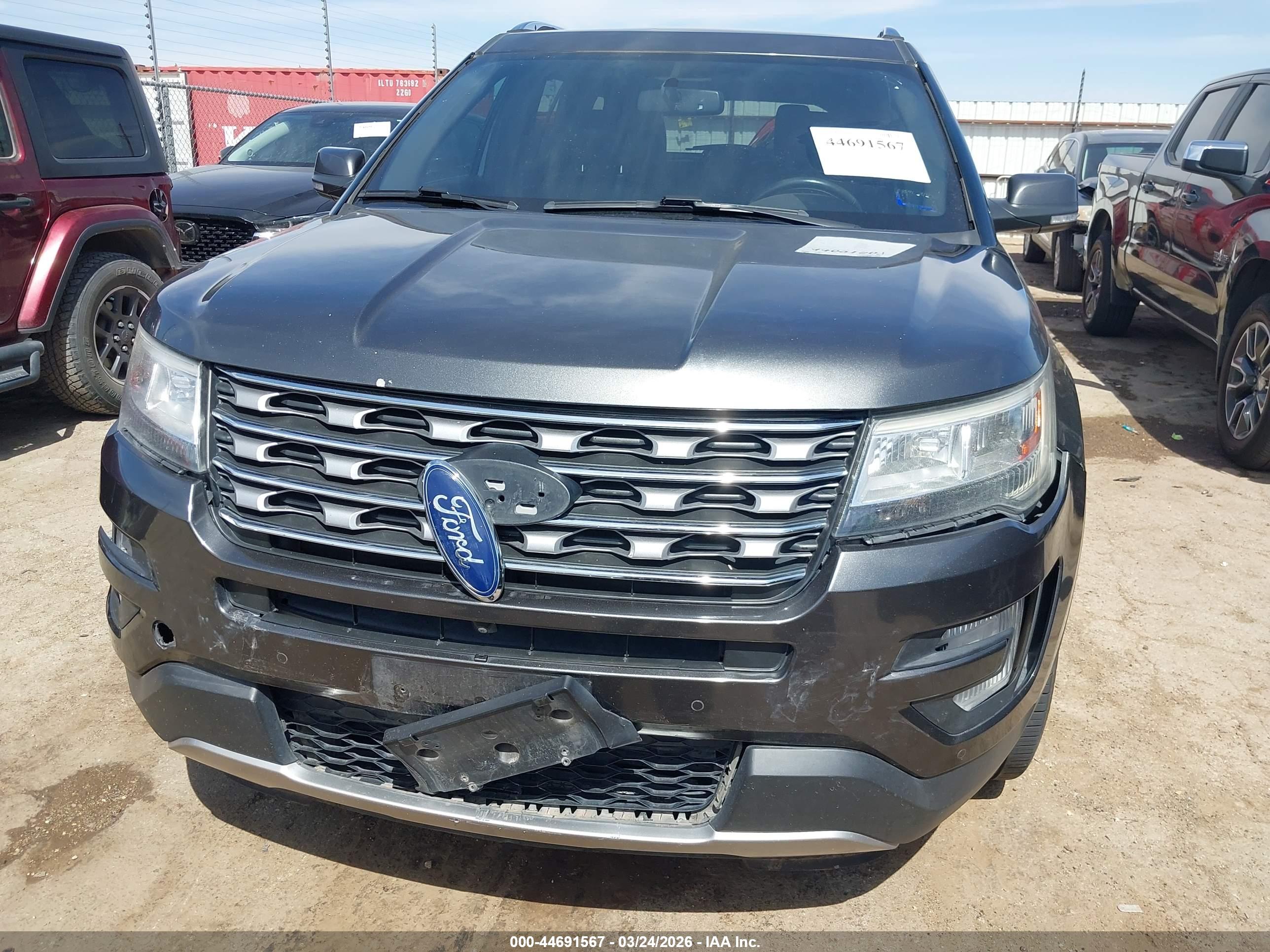 FORD EXPLORER image 6