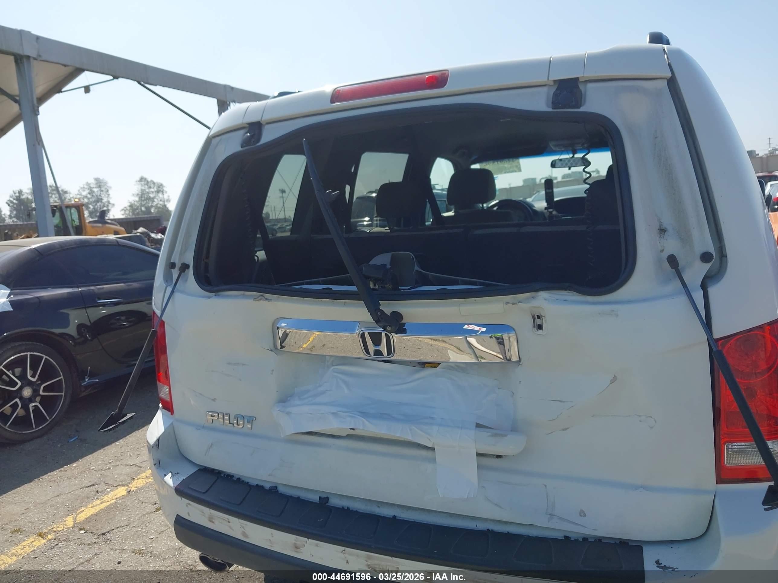 HONDA PILOT image 6