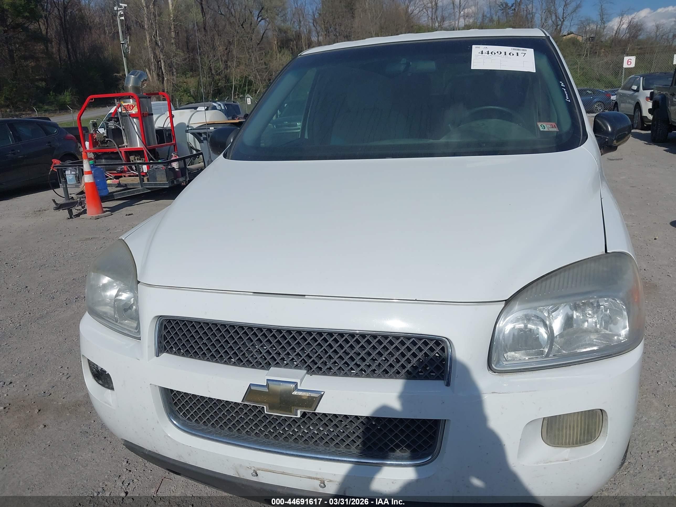 CHEVROLET UPLANDER image 6