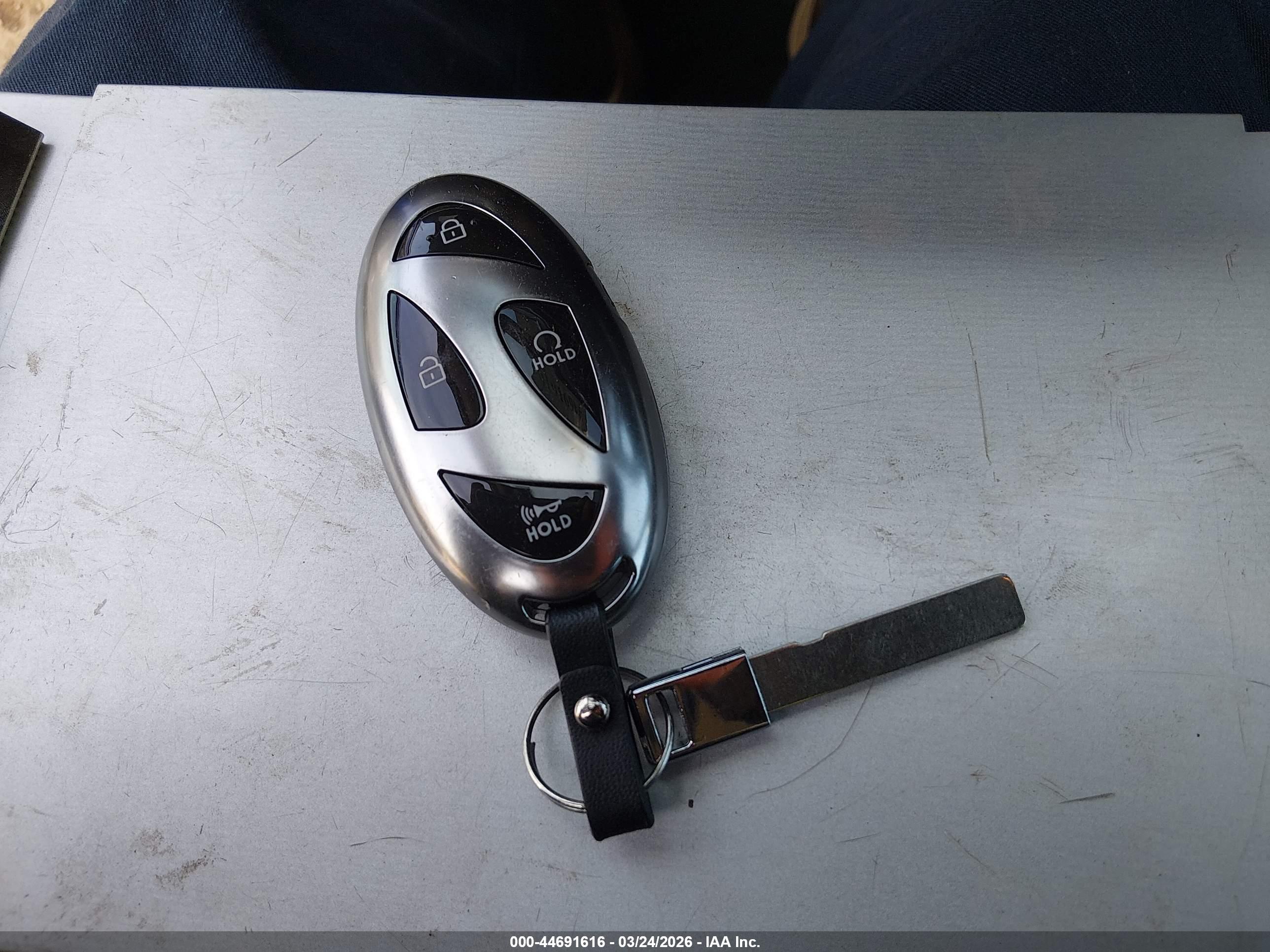 HYUNDAI ELANTRA image 11