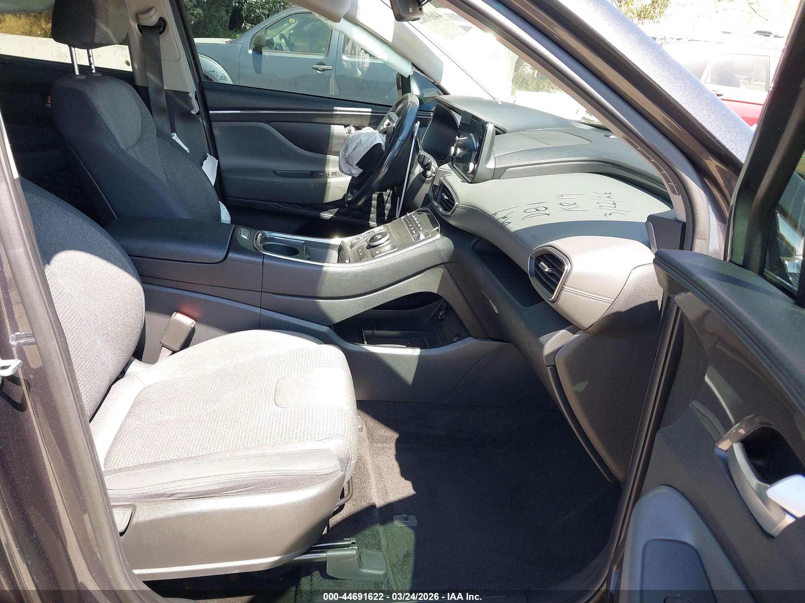 HYUNDAI SANTA image 5