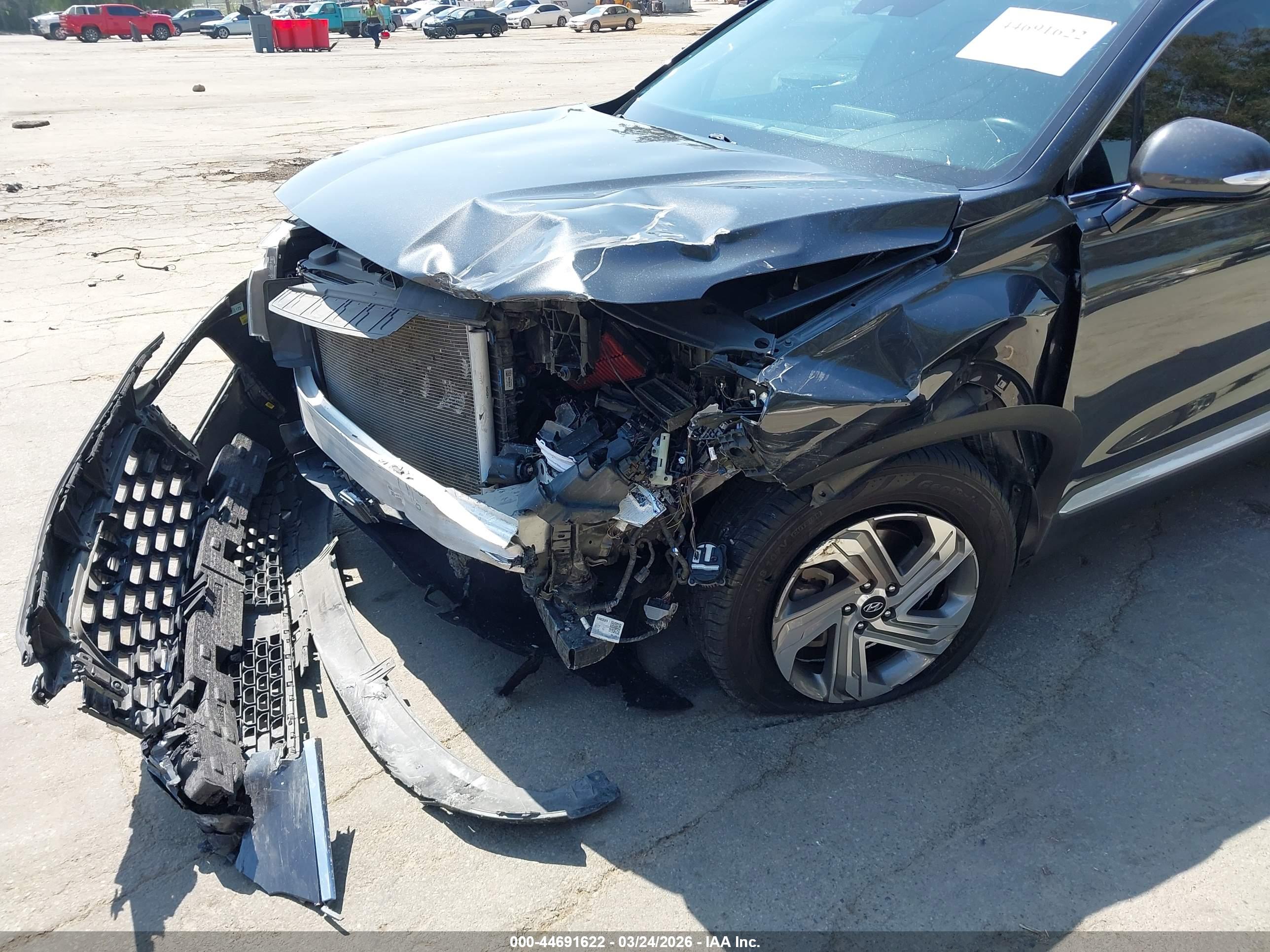 HYUNDAI SANTA image 6
