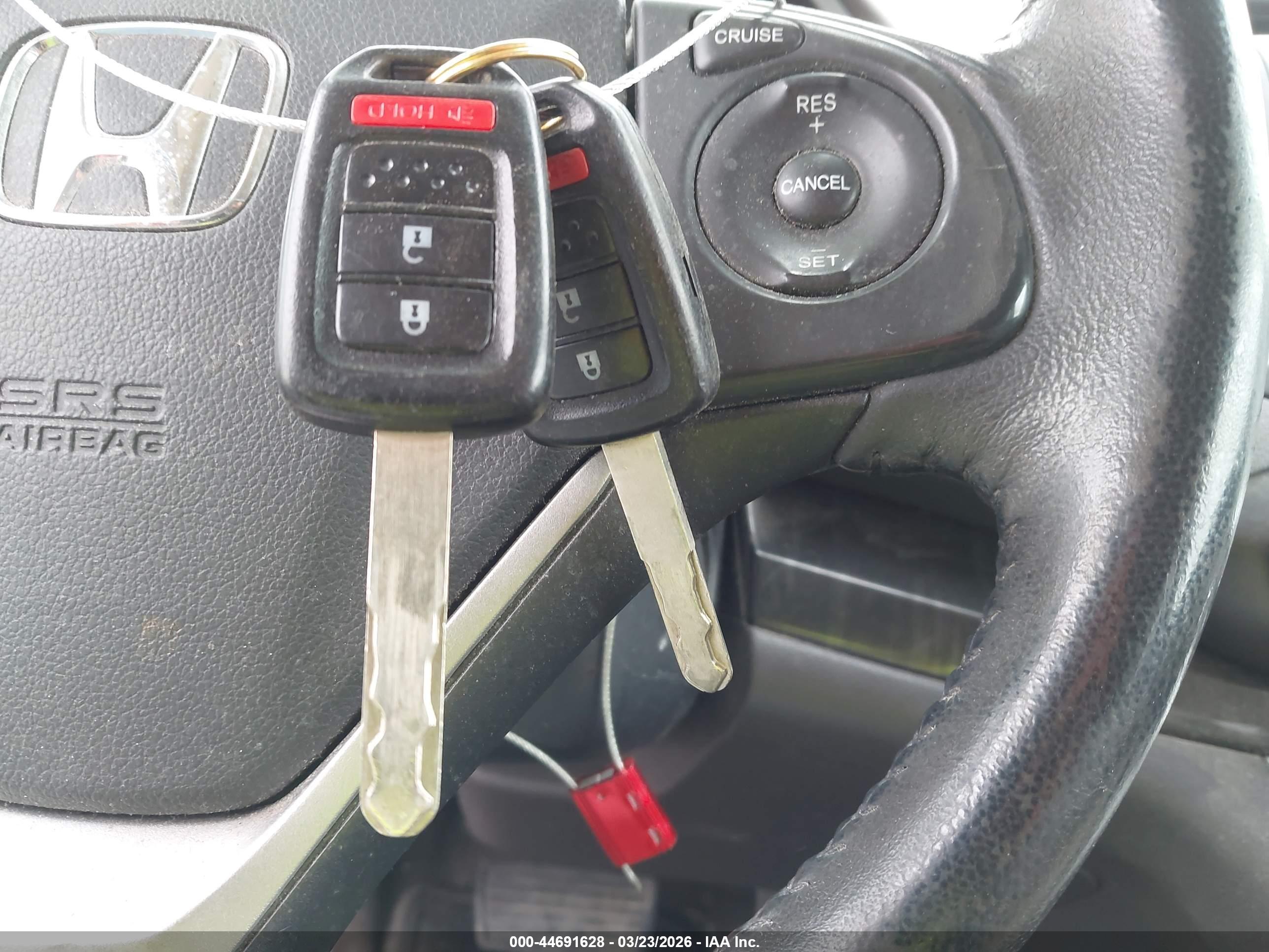 HONDA CR-V image 11