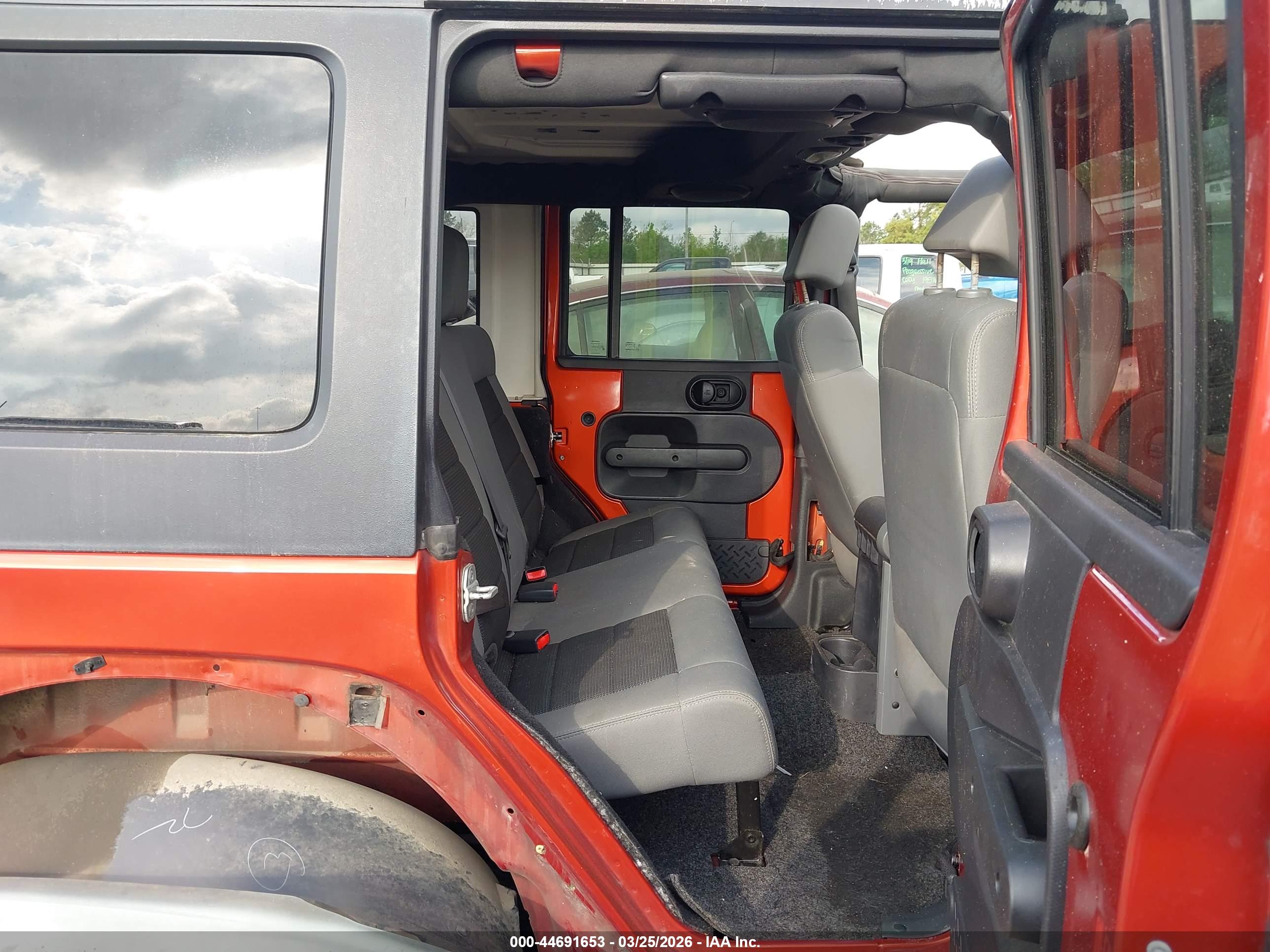 JEEP WRANGLER image 8