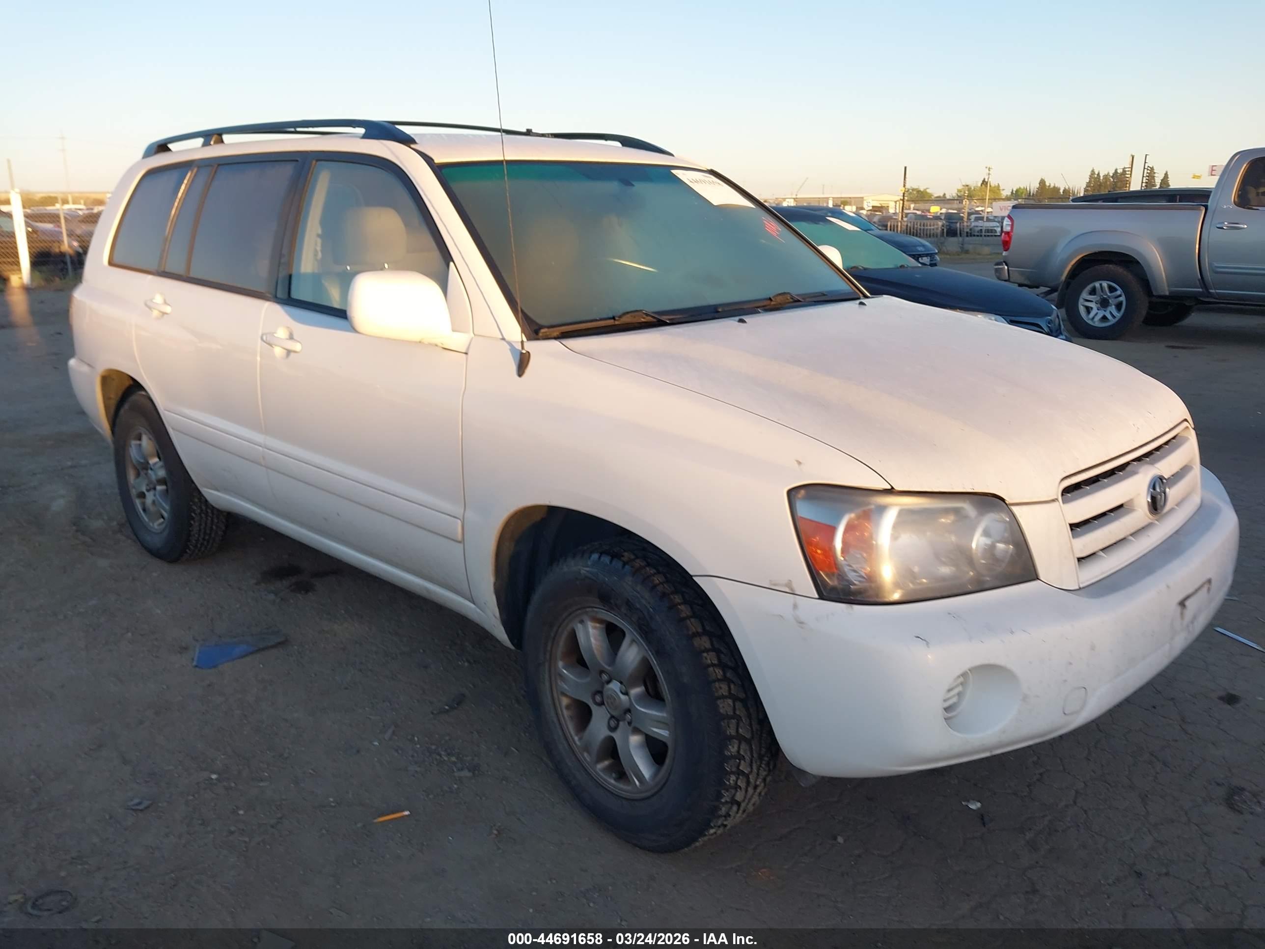 TOYOTA HIGHLANDER image 6