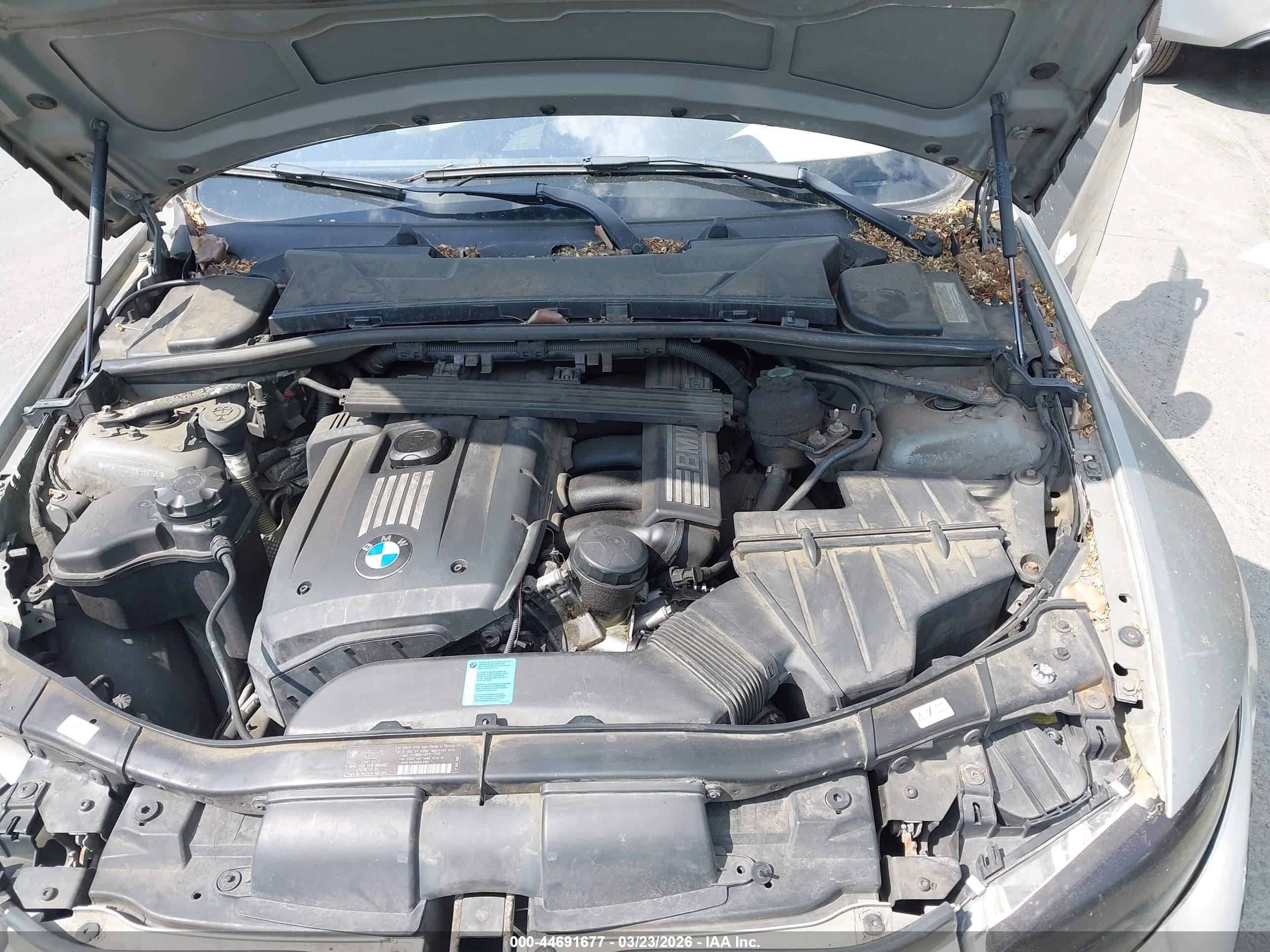BMW 328I image 10