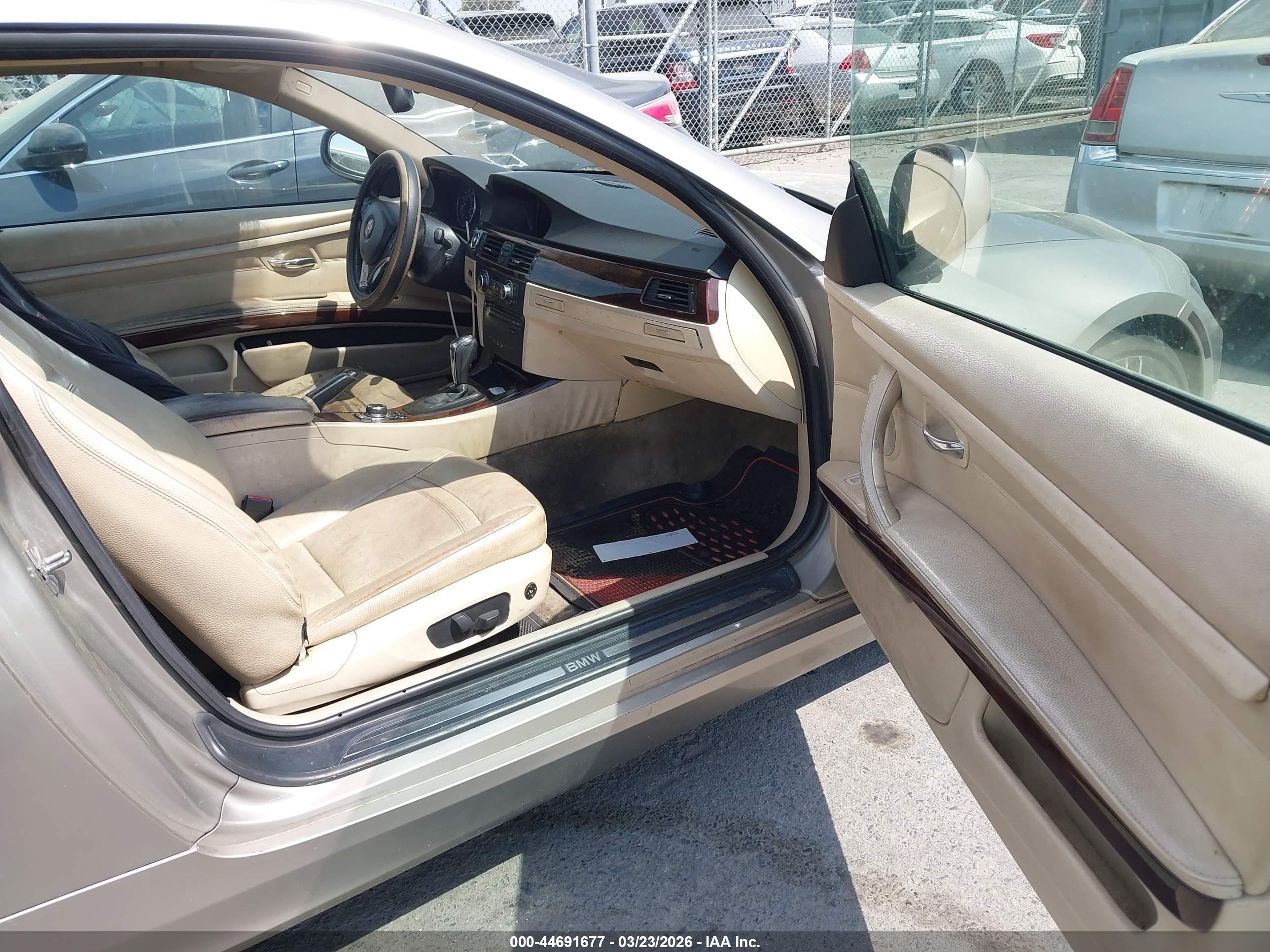 BMW 328I image 5