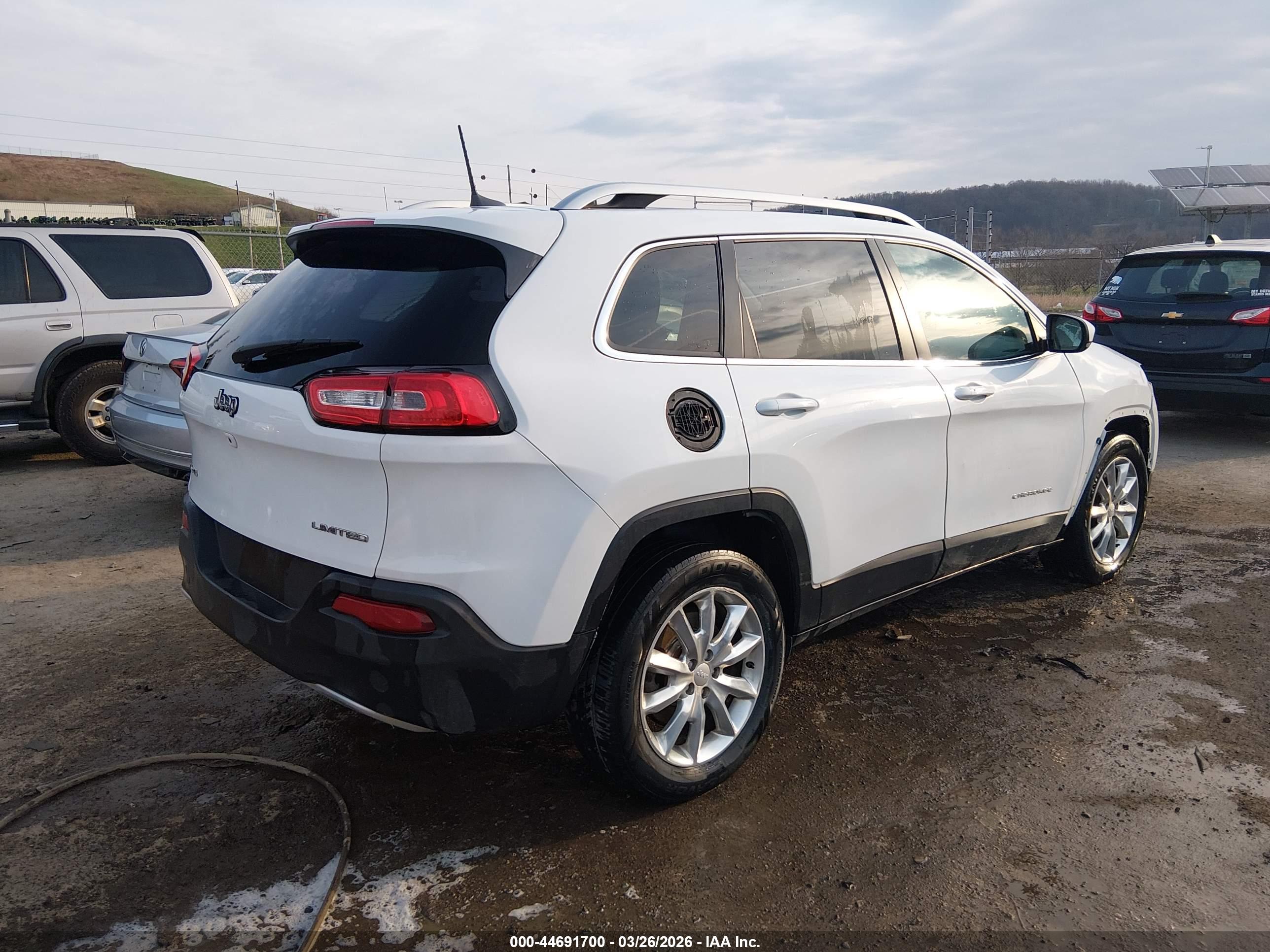 JEEP CHEROKEE image 4