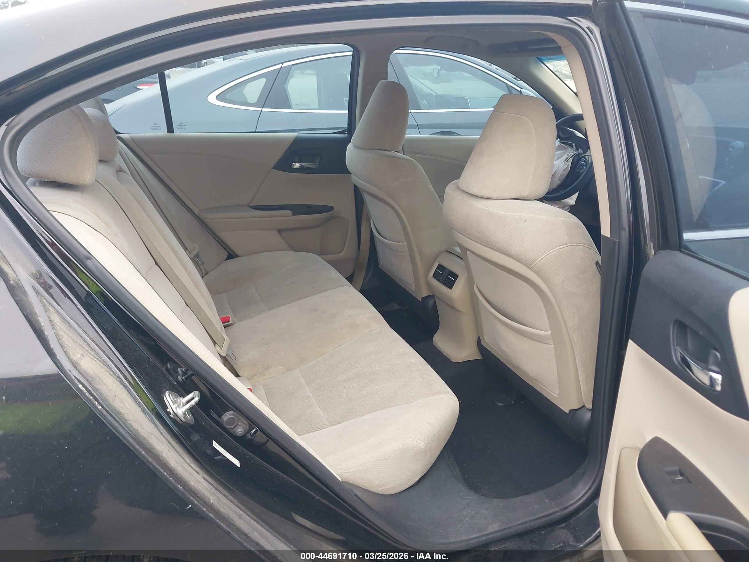 HONDA ACCORD image 8