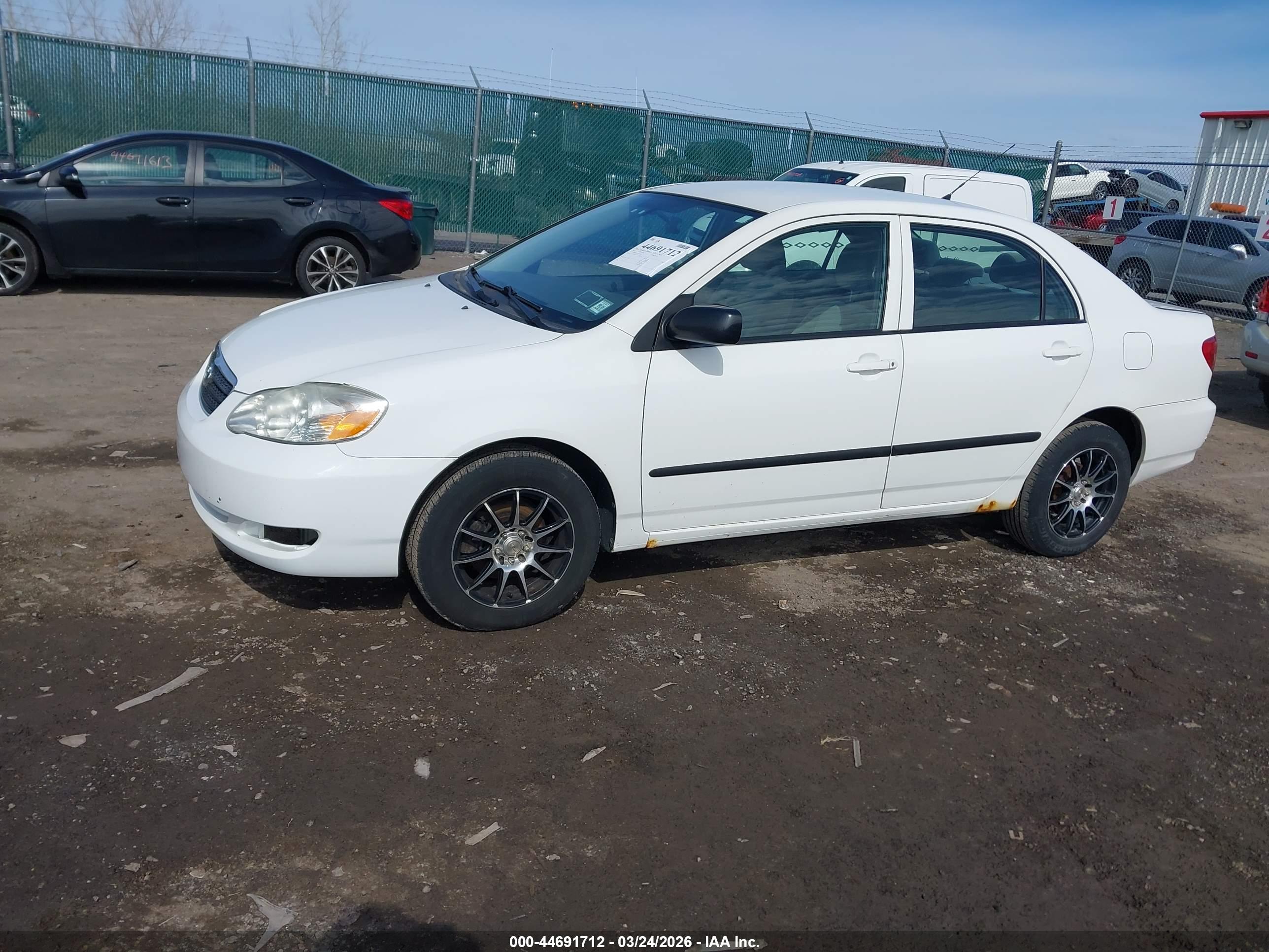 TOYOTA COROLLA image 2