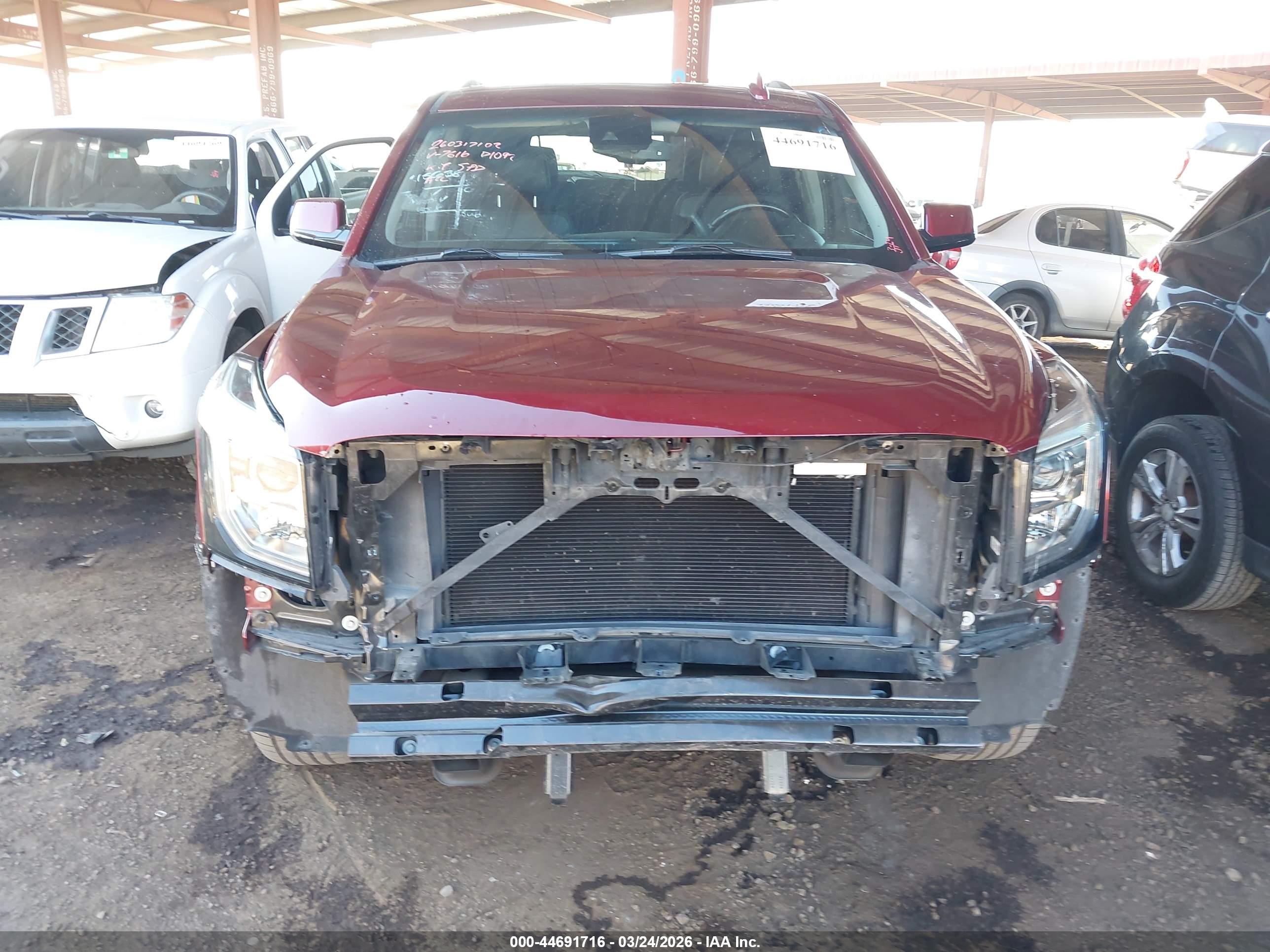 GMC YUKON image 6