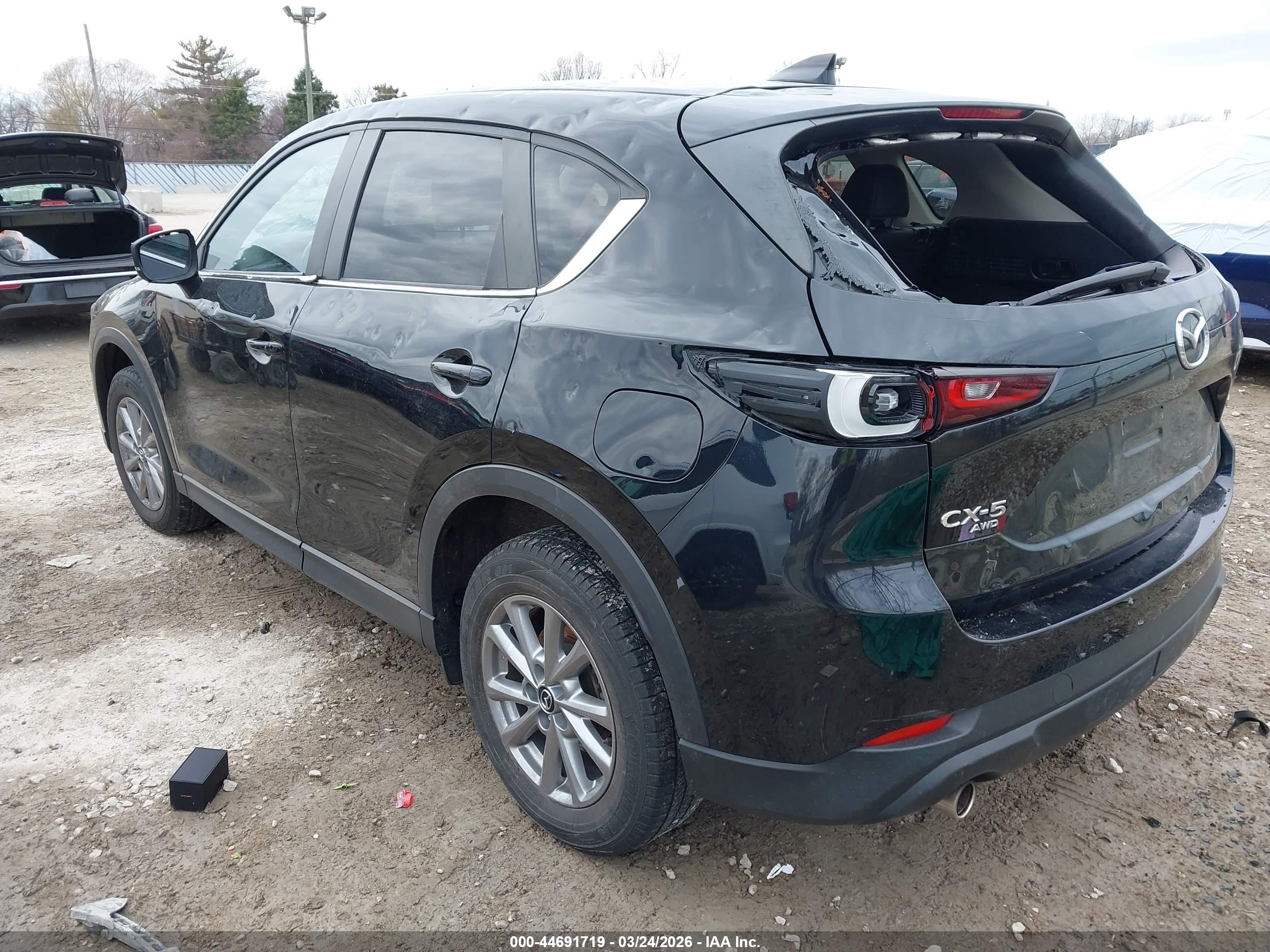 MAZDA CX-5 image 3