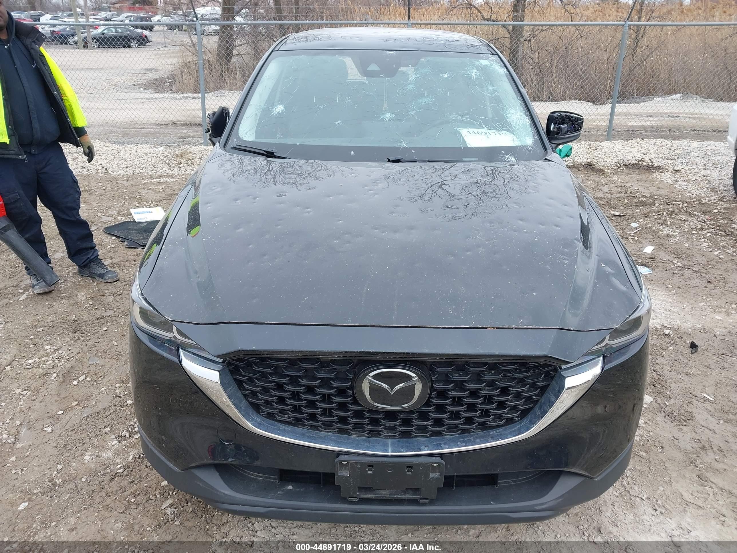 MAZDA CX-5 image 6