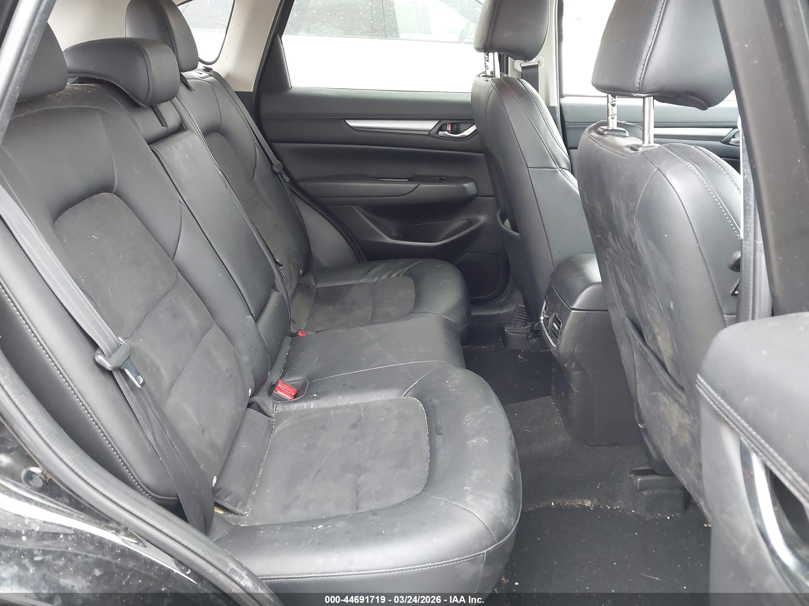 MAZDA CX-5 image 8