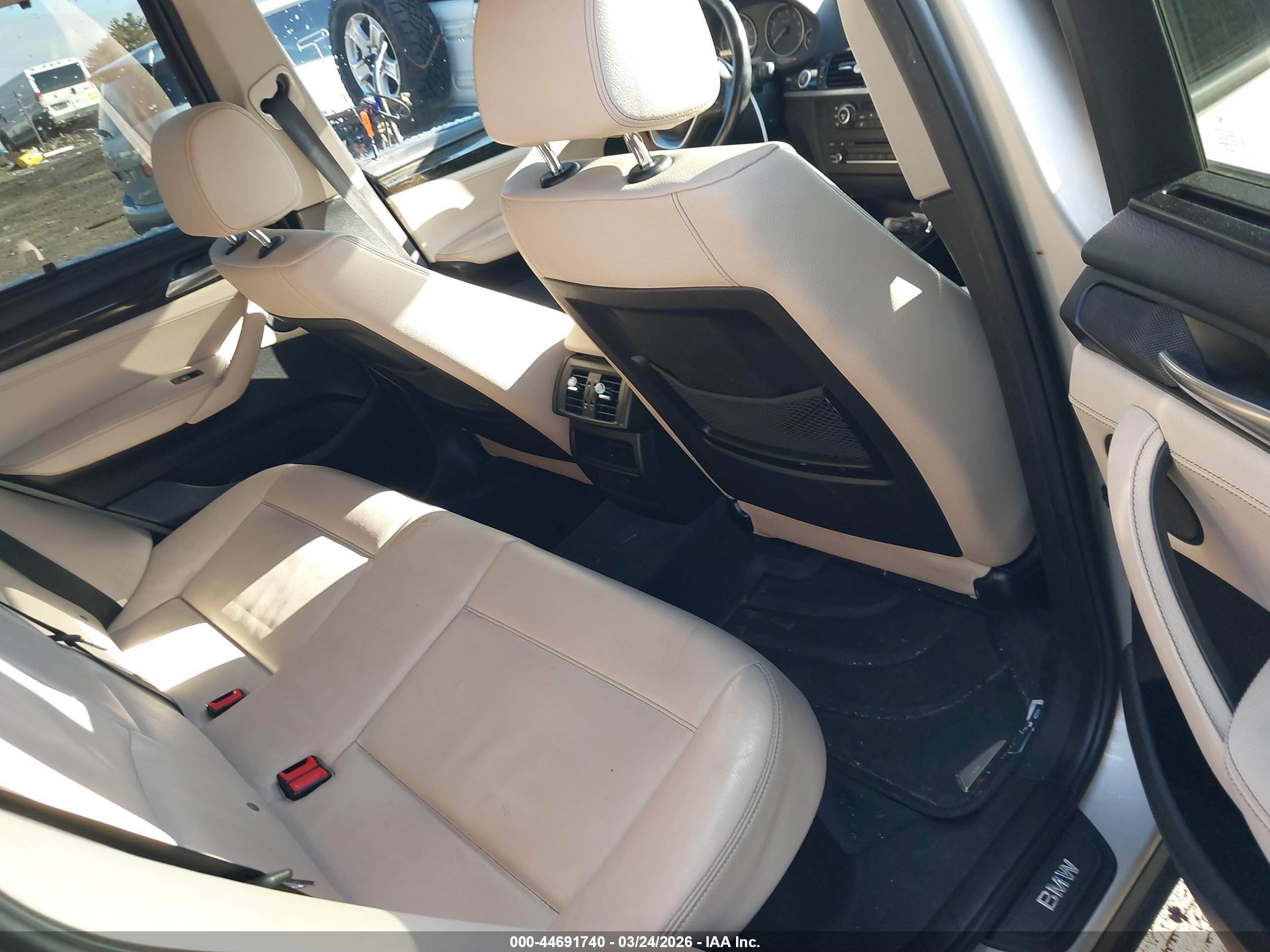 BMW X3 image 8