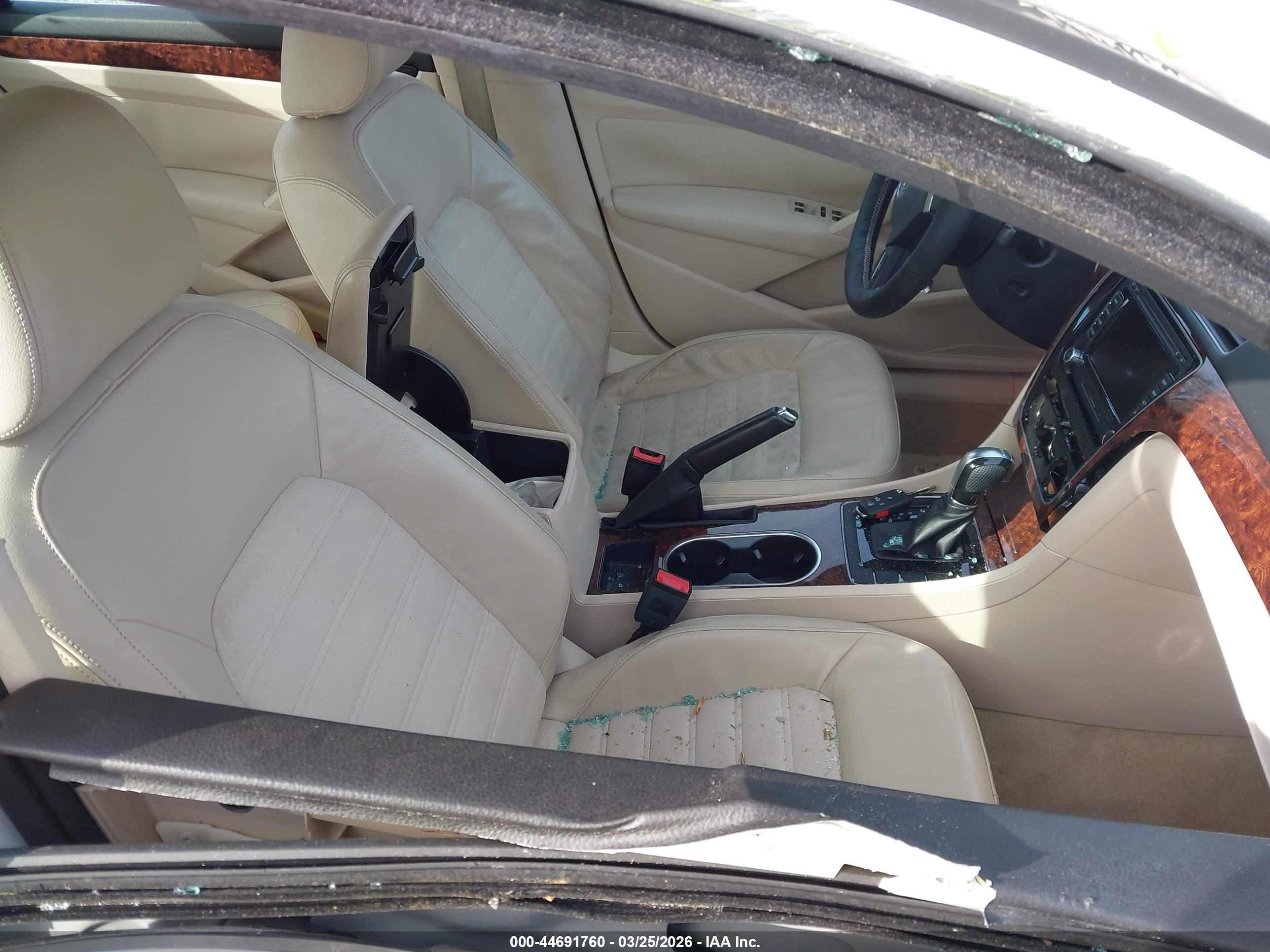 VOLKSWAGEN PASSAT image 5
