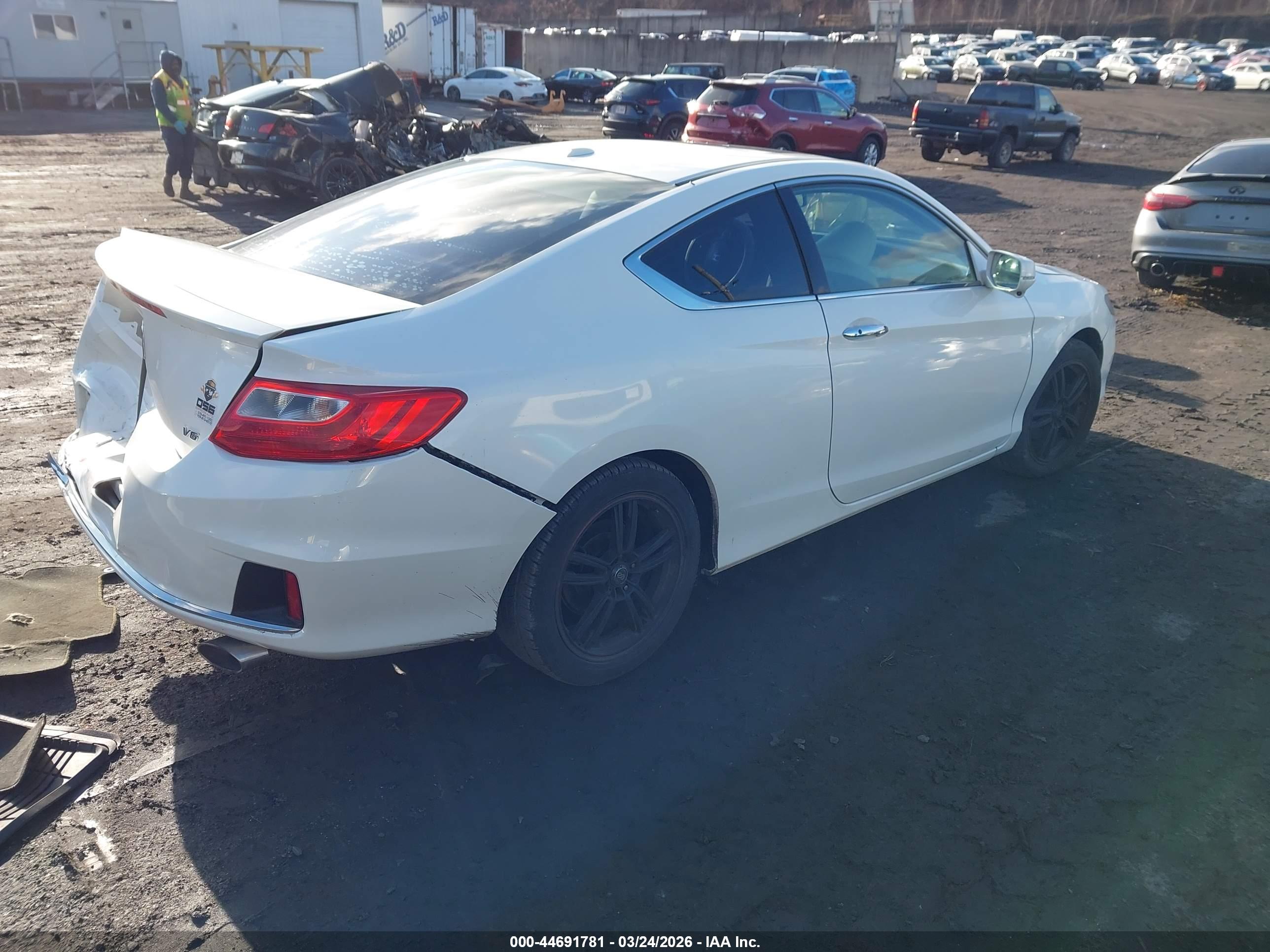 HONDA ACCORD image 4